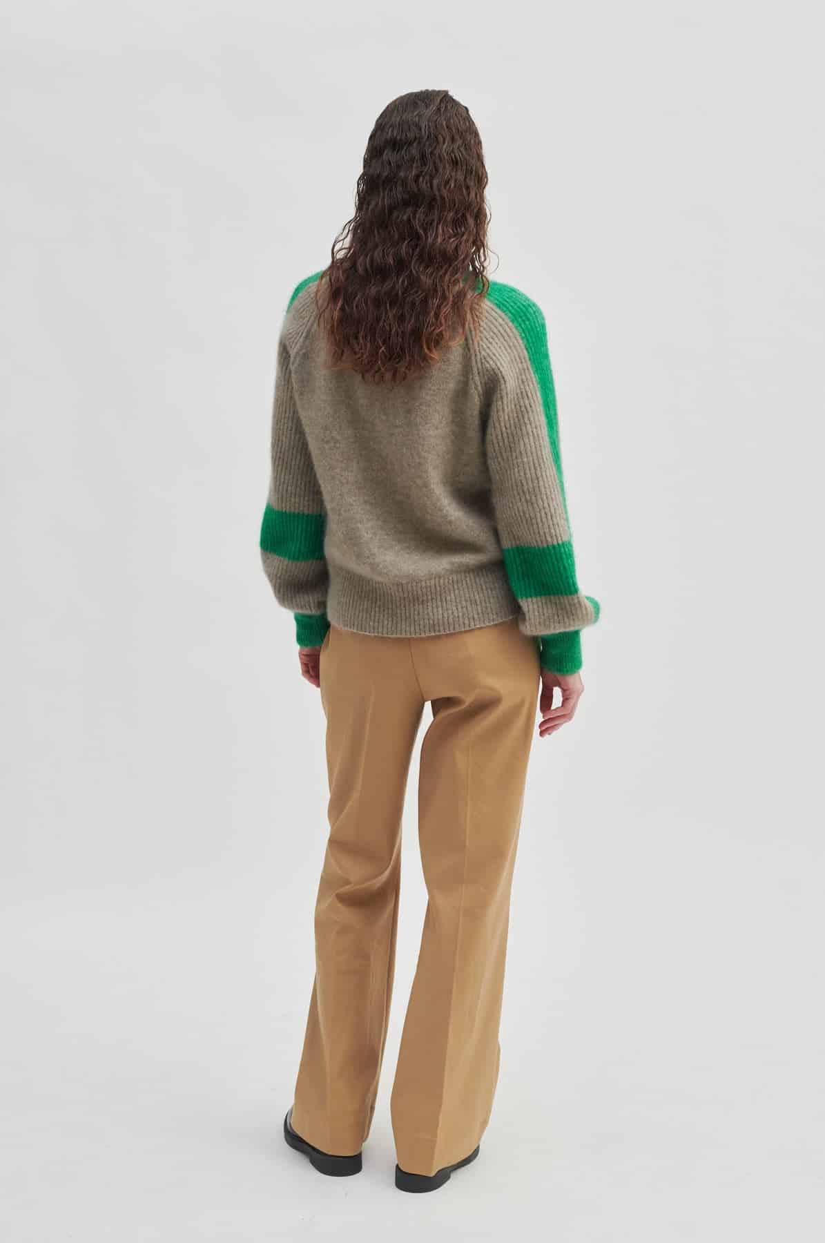 Second-Female_Bera-Knit_6
