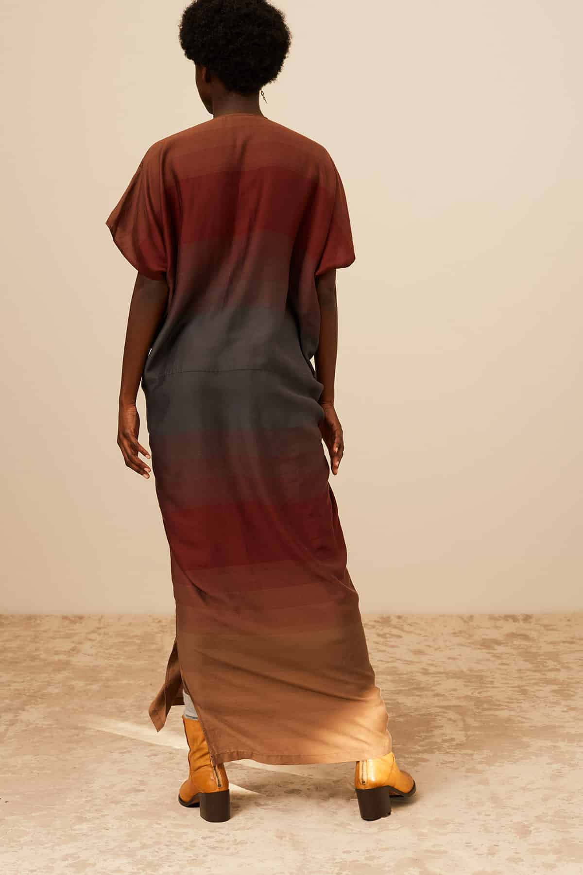 Humanoid_ROSANA_dress_3