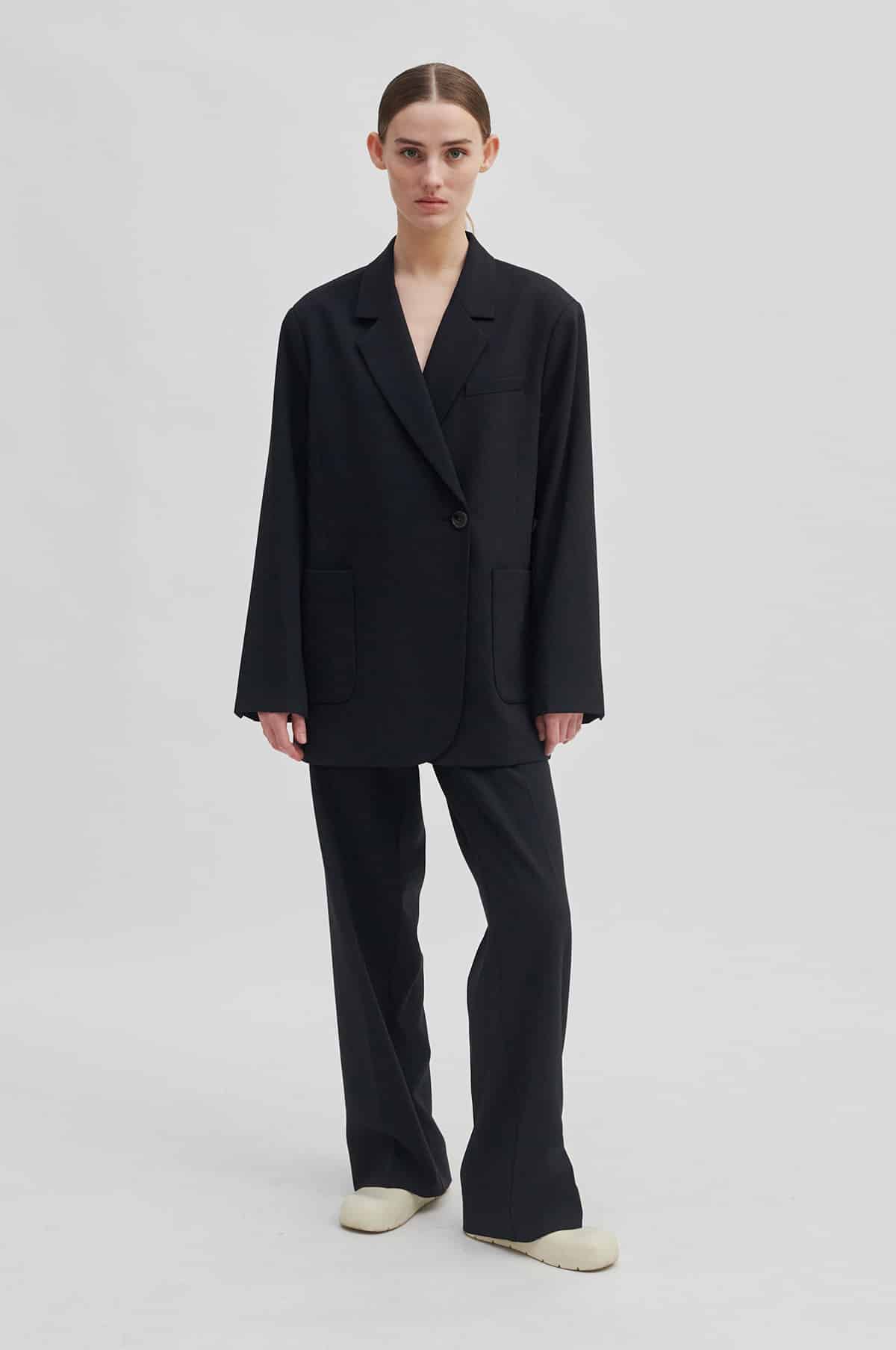 Second-Female_EVIEN_BLAZER_BLACK_1