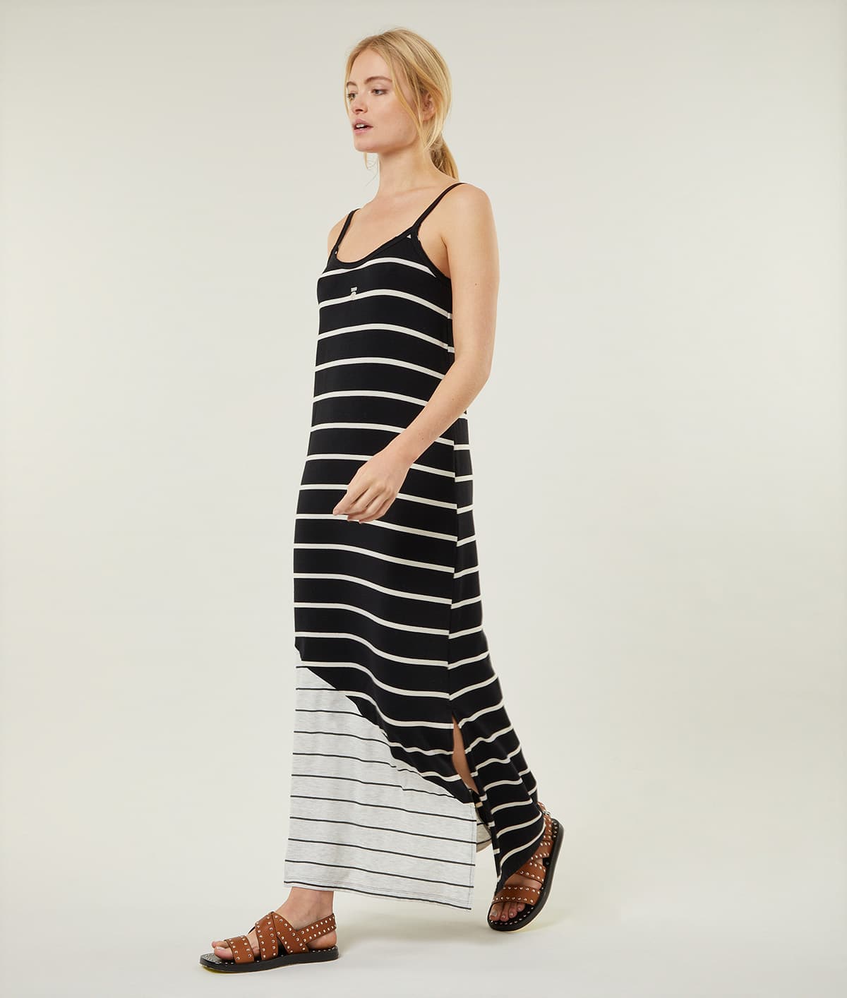 10DAYS_Strappy-dress-Stripes_3