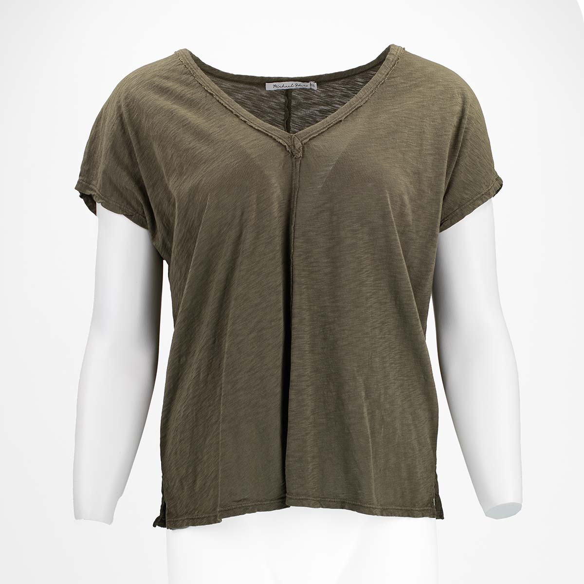 MIC_Lizzy_V-NeckTeeDolma_€98_1200px