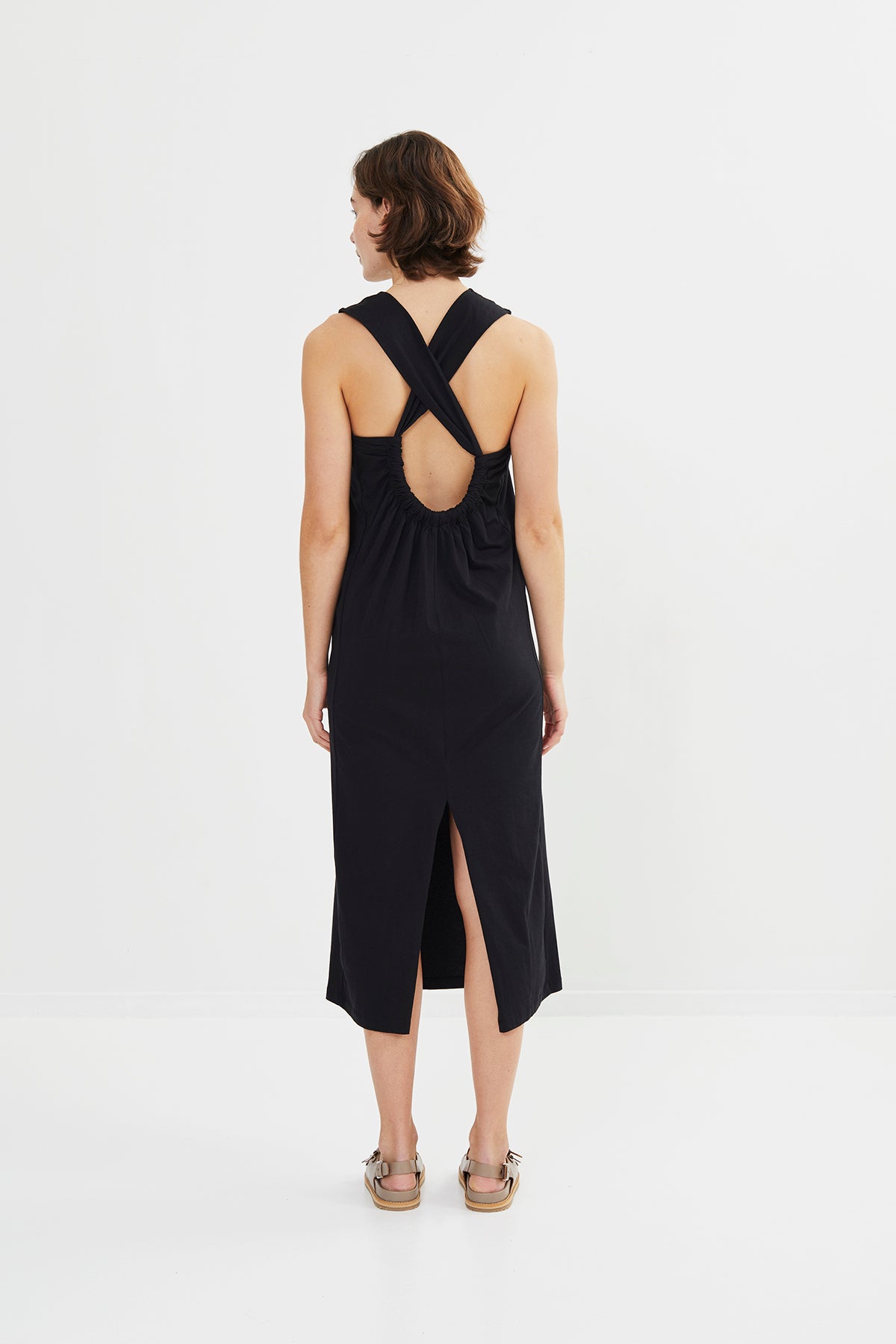 Rabens-Saloner_Eivor-dress_Back_1
