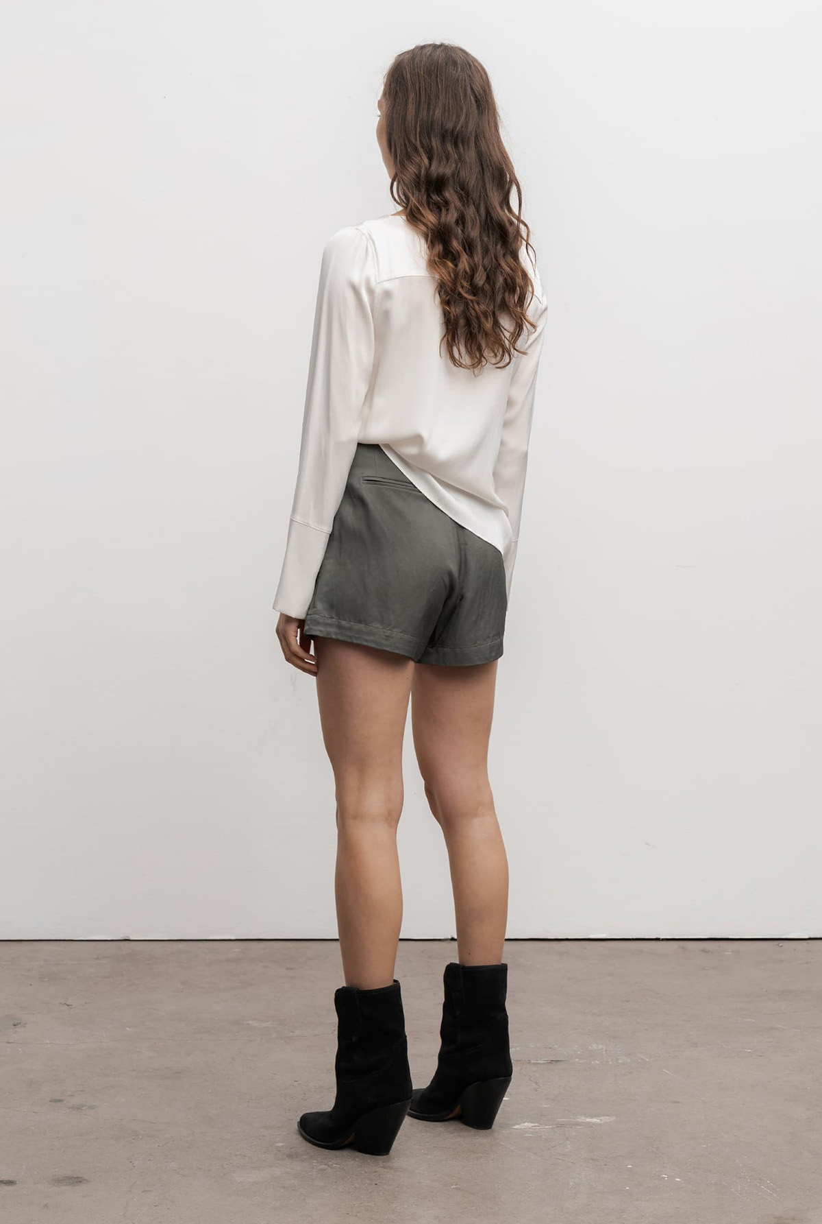 Alvar_Gallery_Kelly-Blouse_offwhite_6