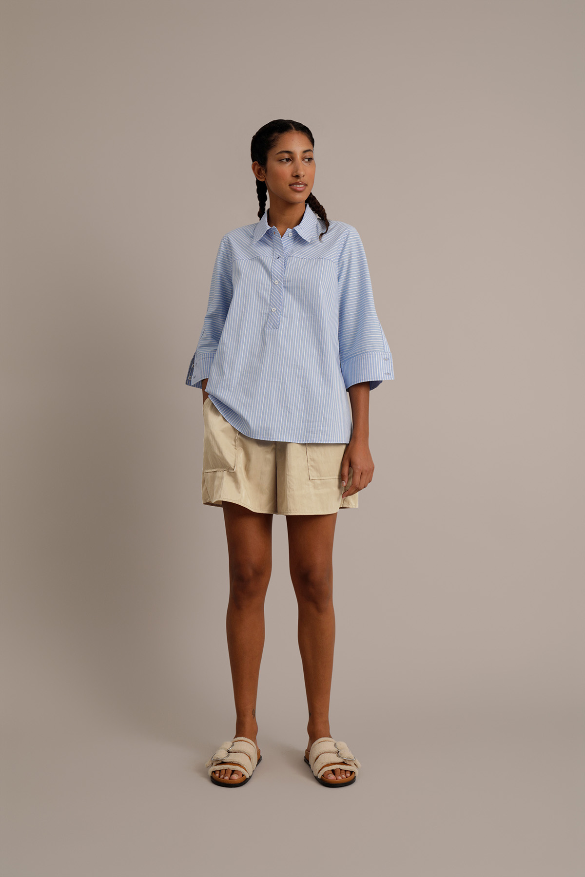 MUNTHE_URANI_BLUE_1