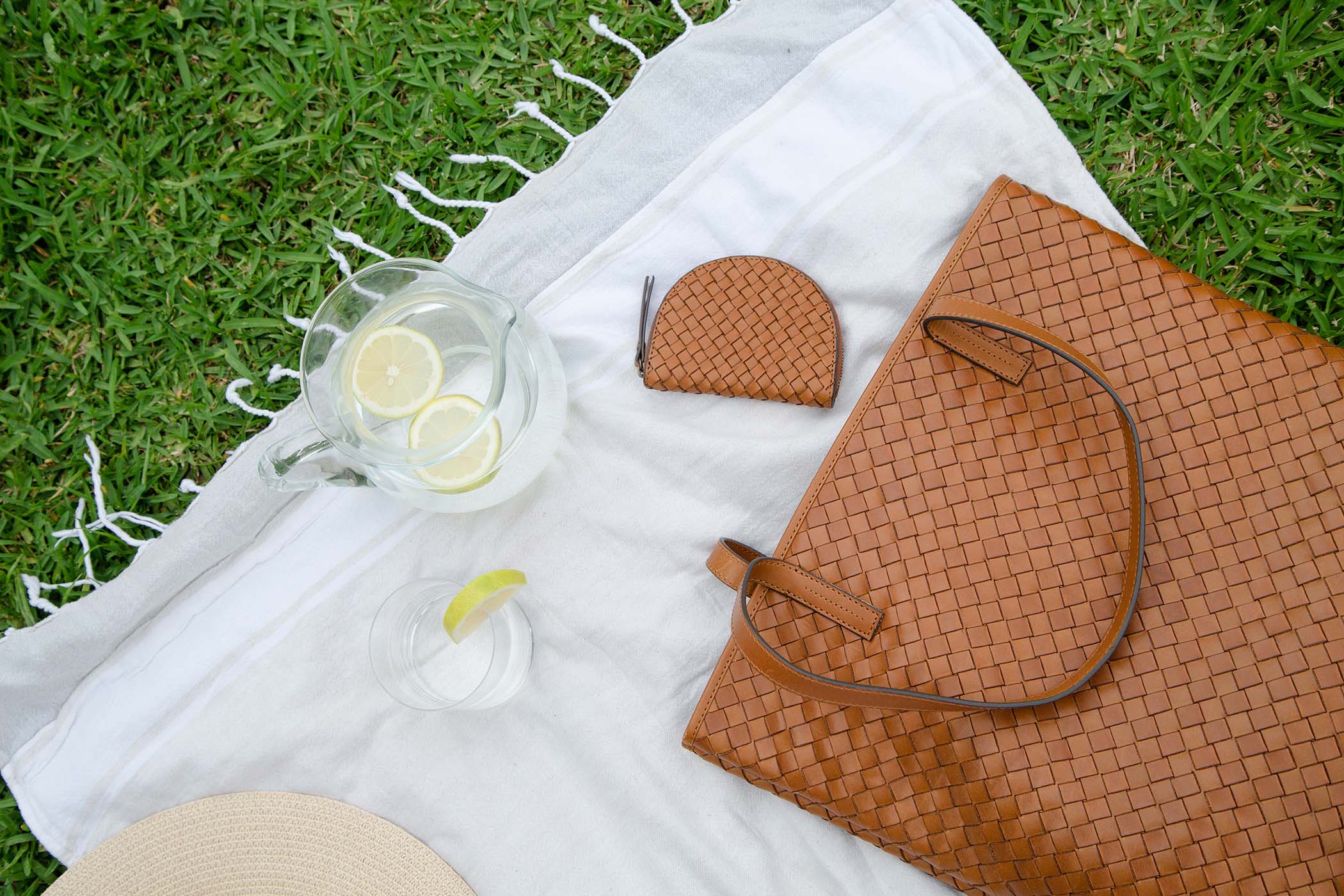OMyBag_Laura-purse_cognac_wove_4