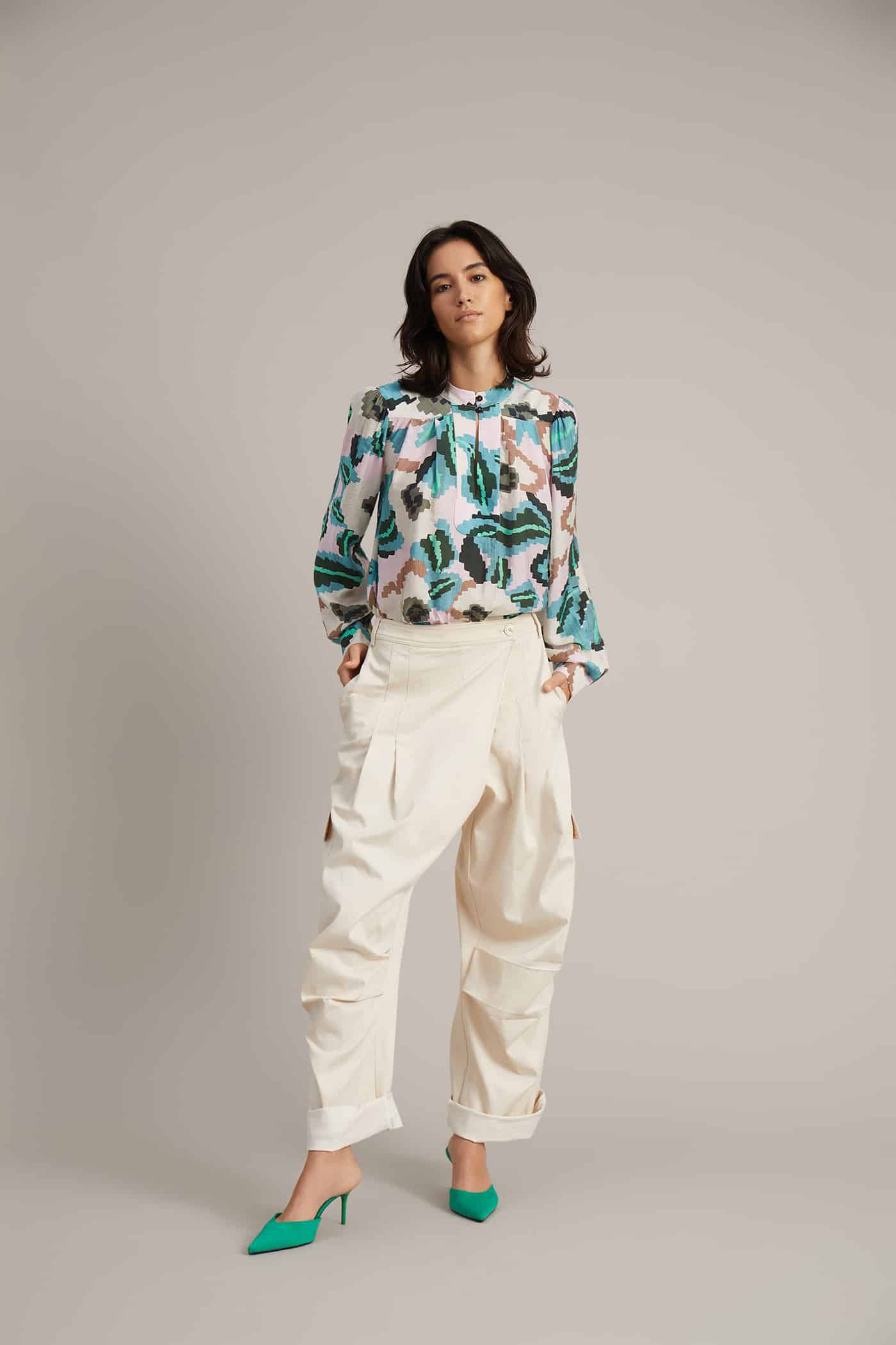 MUNTHE_GIELLA-Blouse_ROSE_2