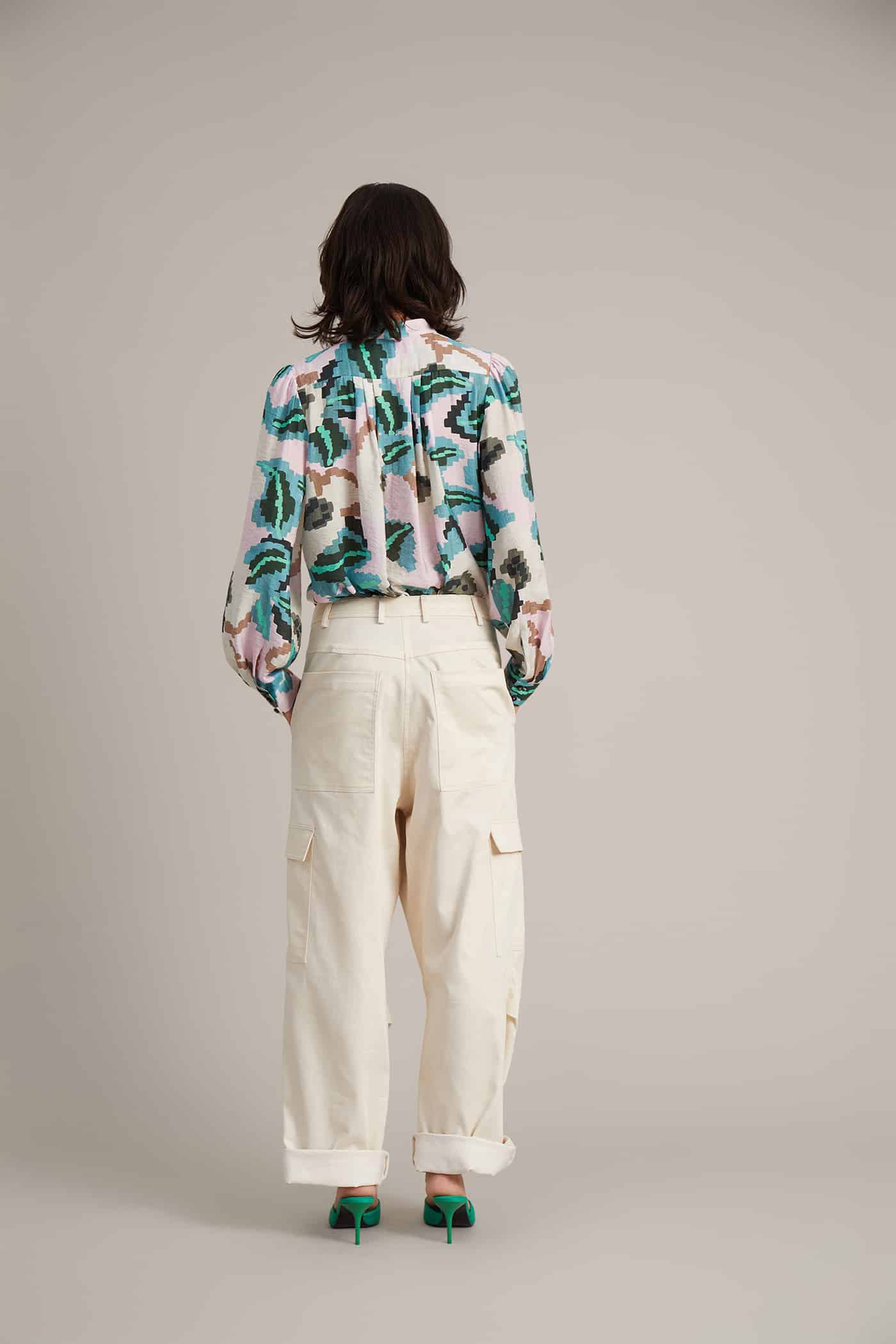 MUNTHE_GIELLA-Blouse_ROSE_3