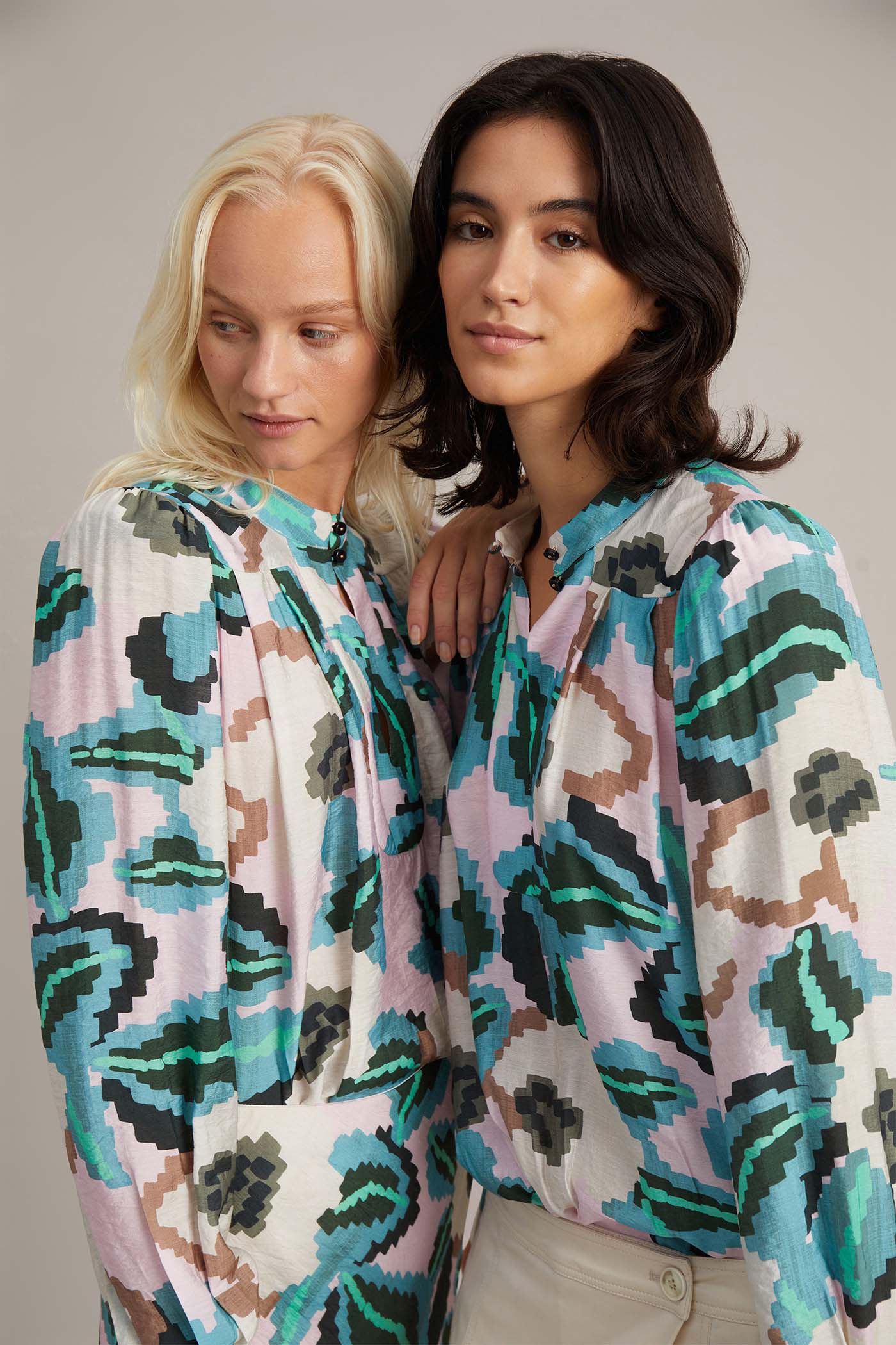 MUNTHE_GIELLA-Blouse_ROSE_4