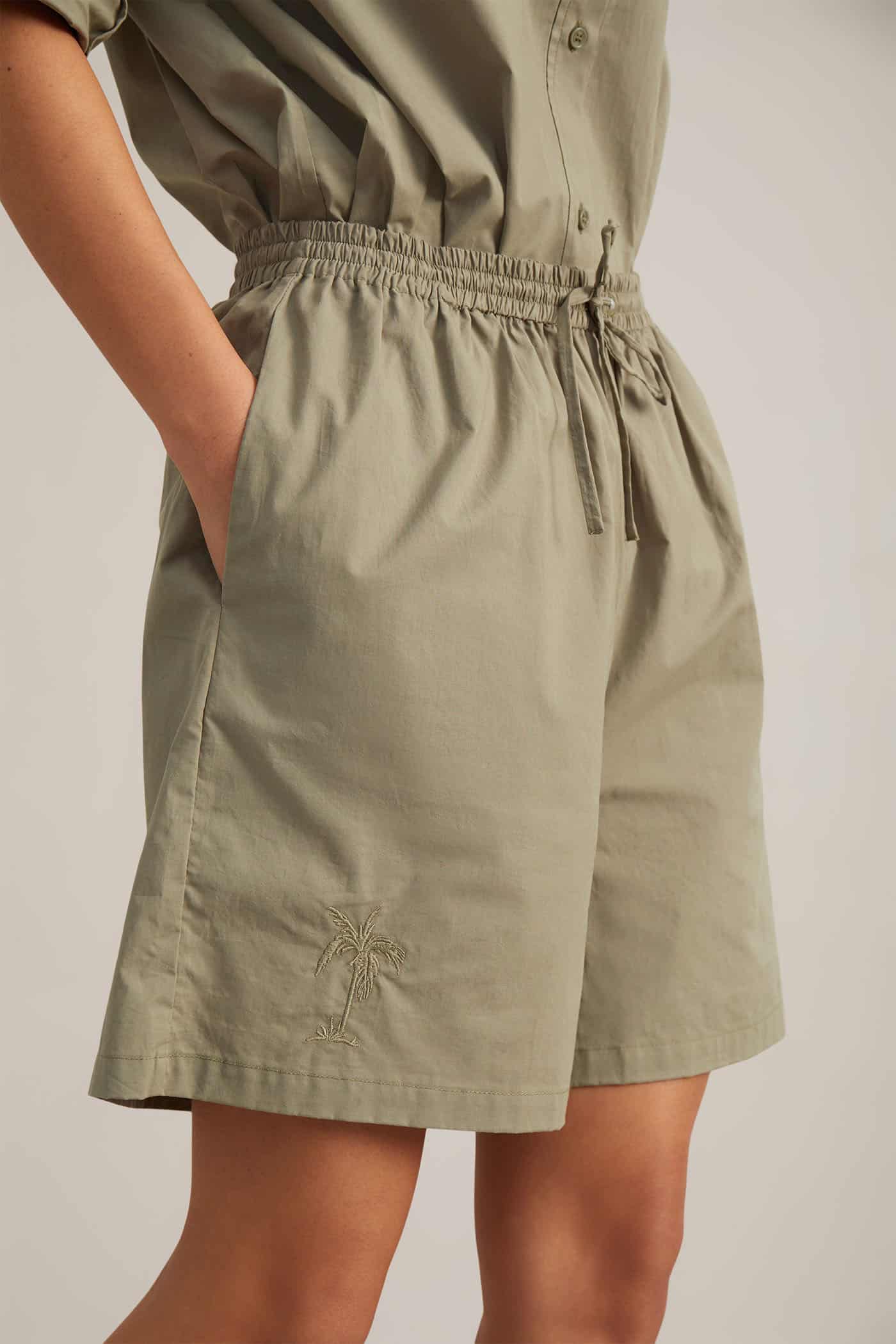 MUNTHE_GOLUI-Short_ARMY_22