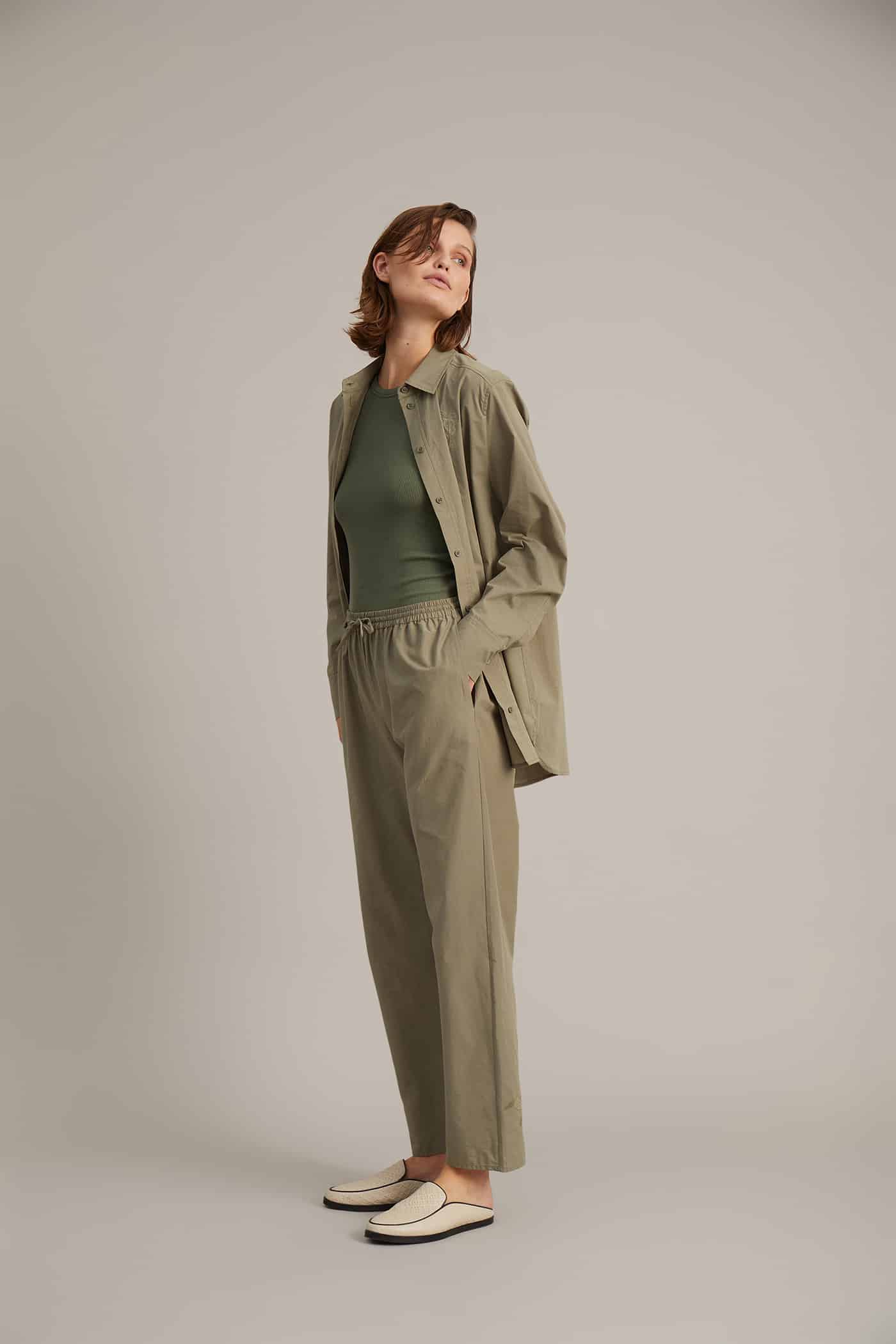 MUNTHE_GOLULU_Pants_ARMY_2