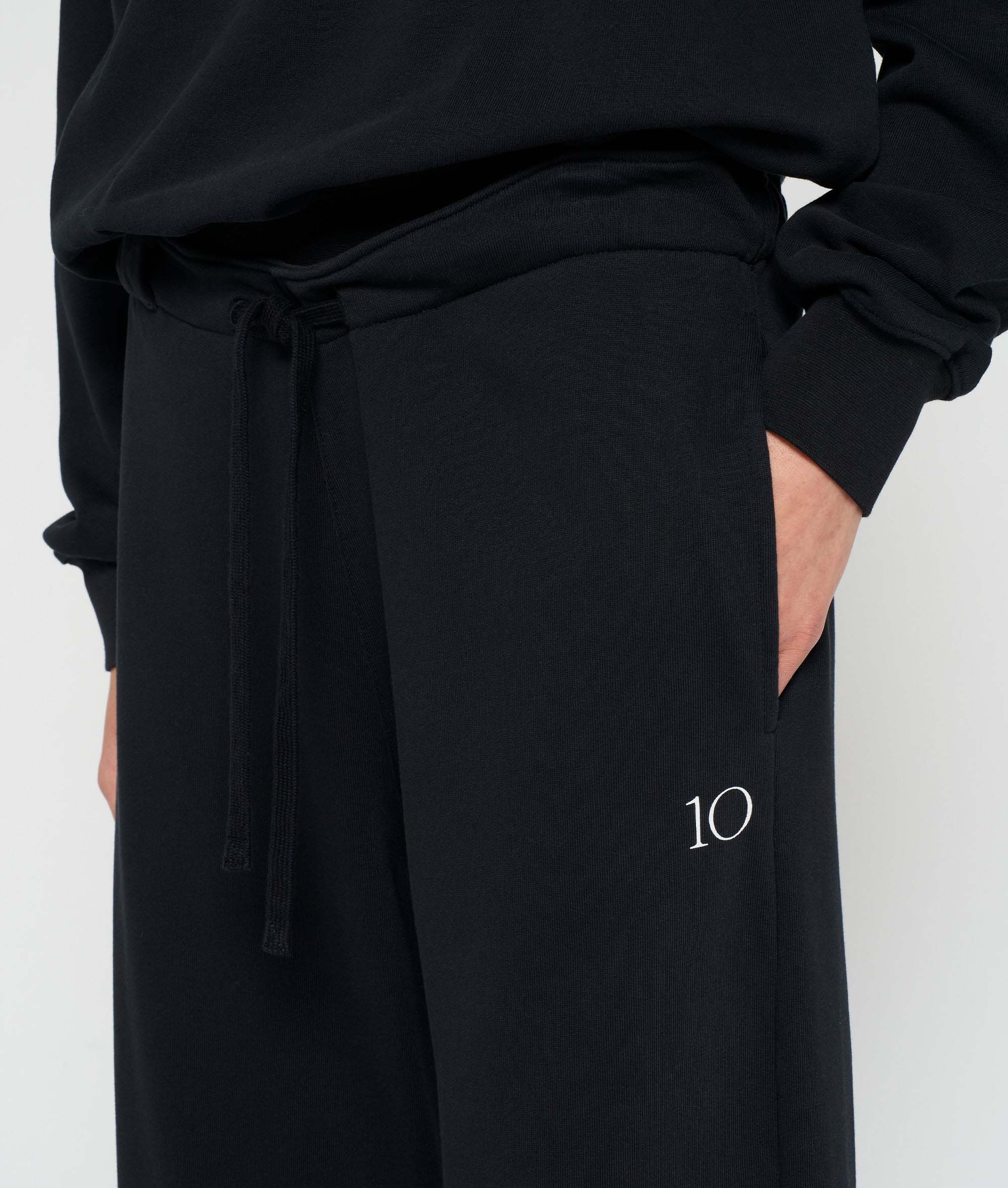 10Days_sweater-logo_6