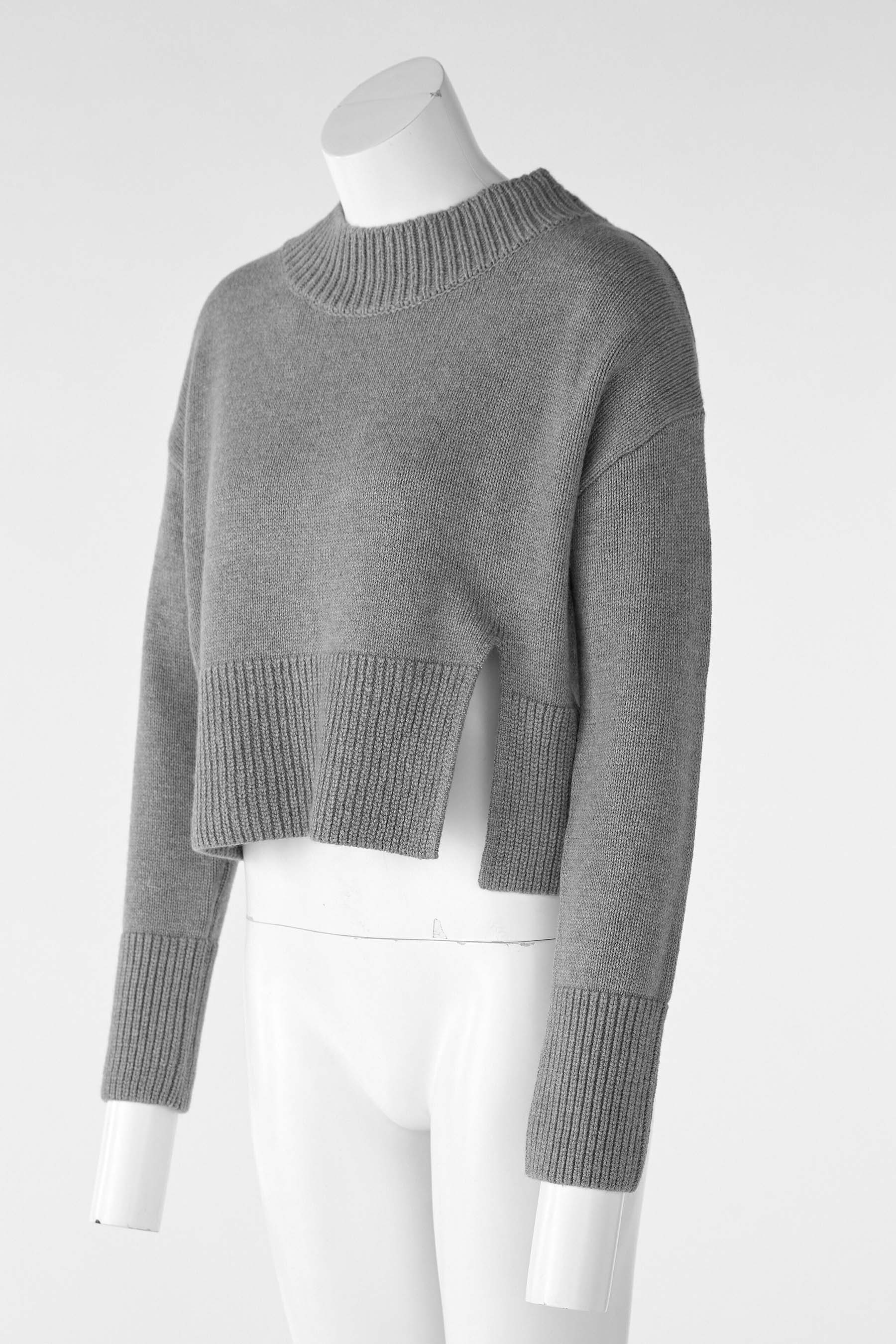 OUI-short-jumper-grey_3