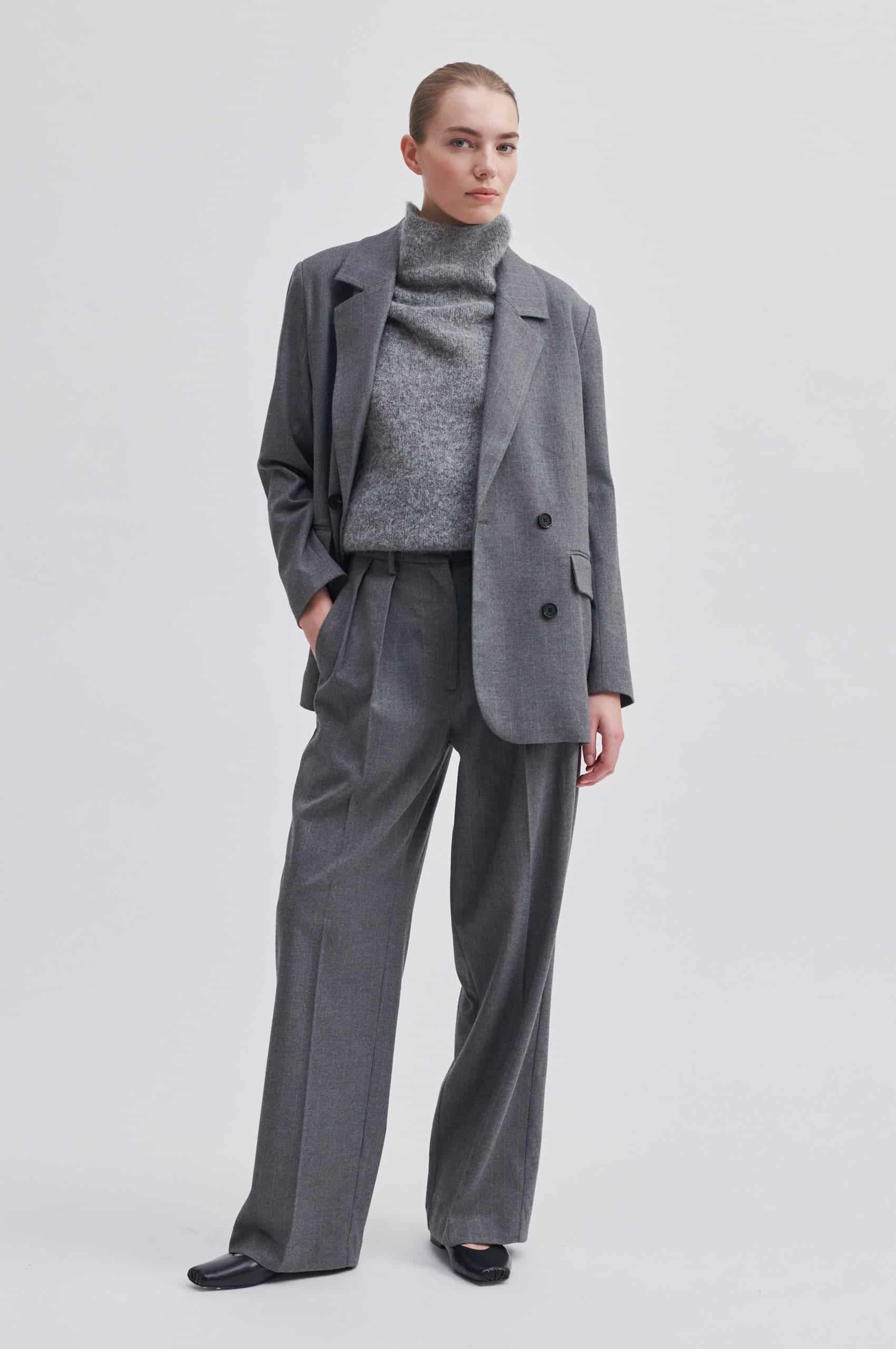 Second-Female_HOLSYE_BLAZER_3