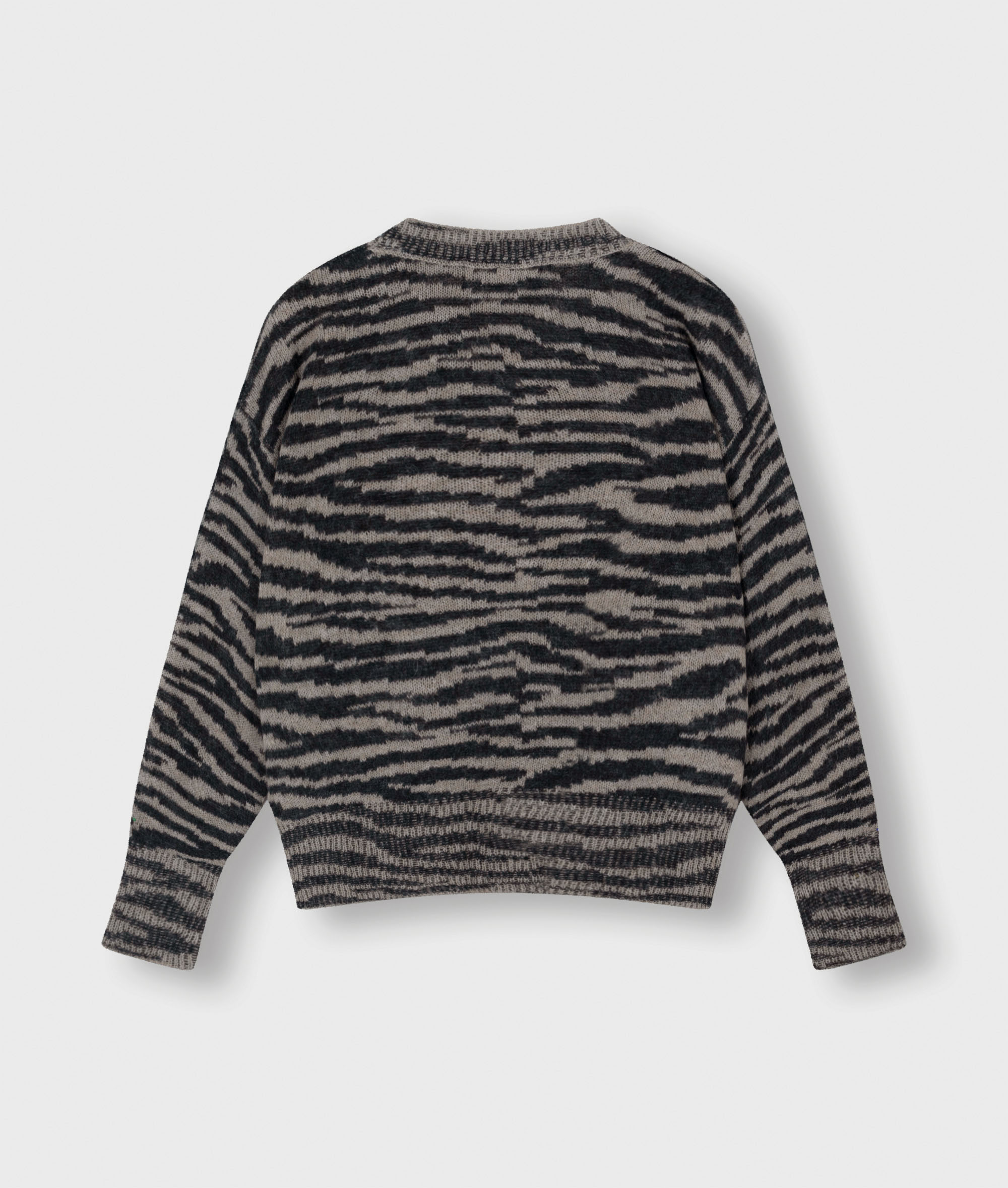 10Days_knit-sweater-zebra_10