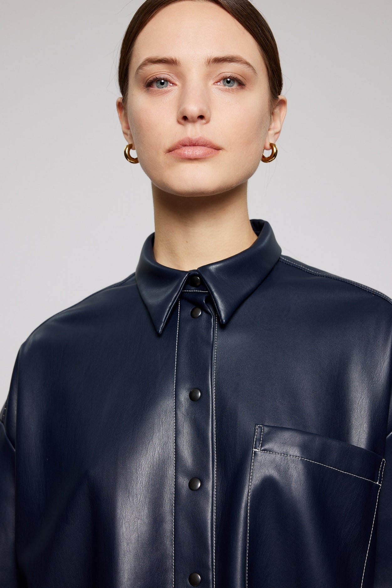 CollectorsClub_AW23_BENJI_Navy_Vegan_Leather_2_2048x2048