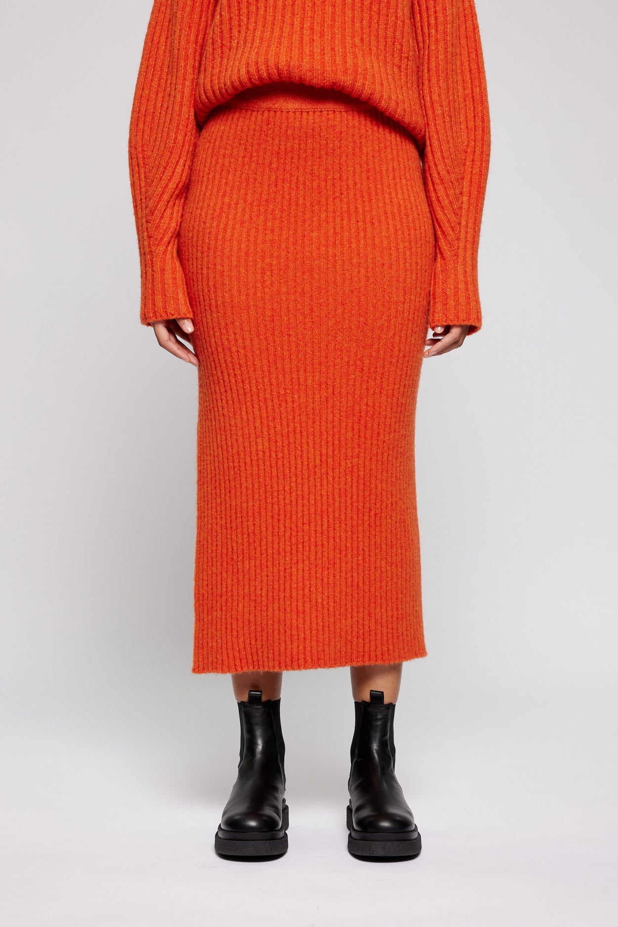 CollectorsClub_KURE_Tangerine_1