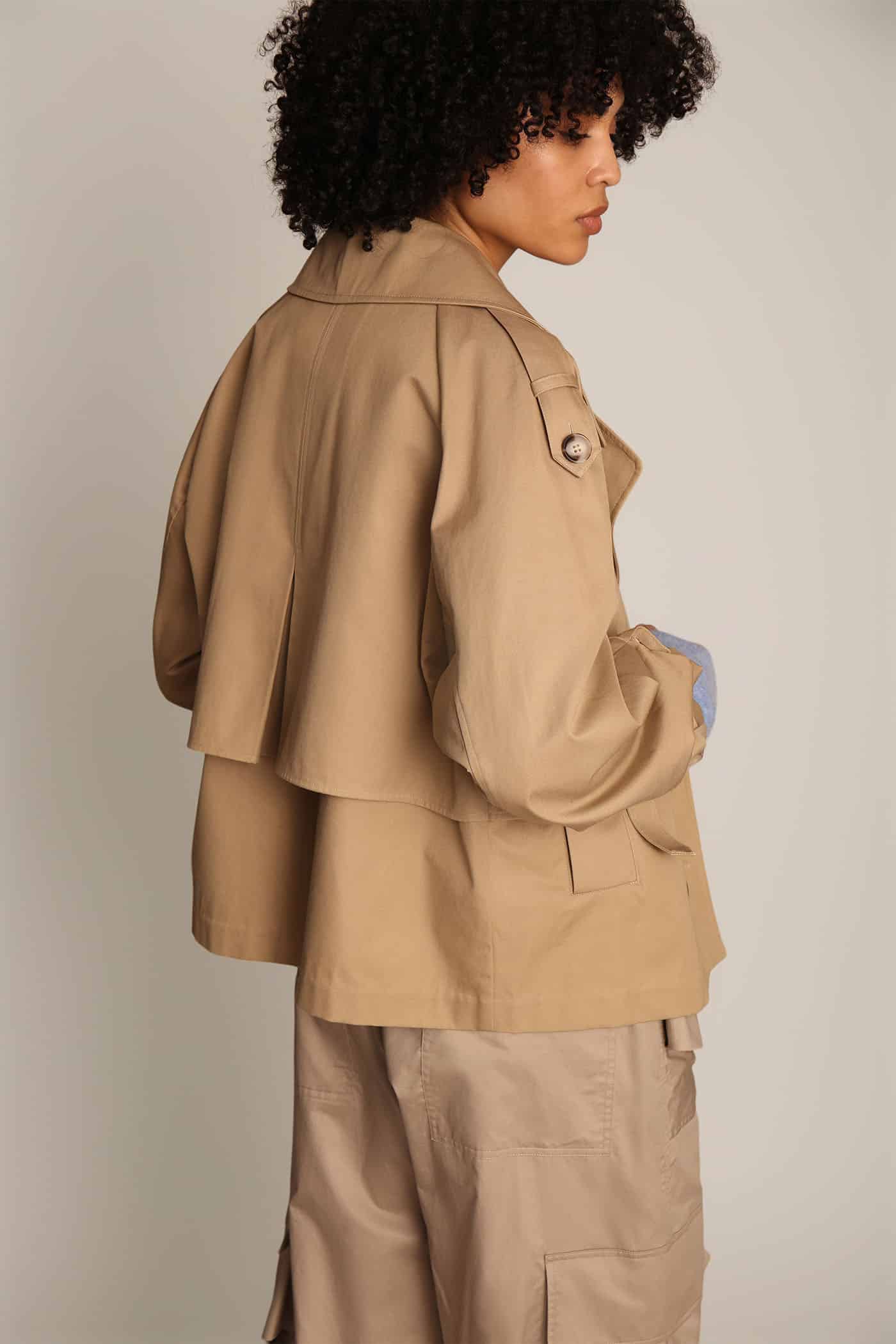 MUNTHE_LIZBETH_Camel_3