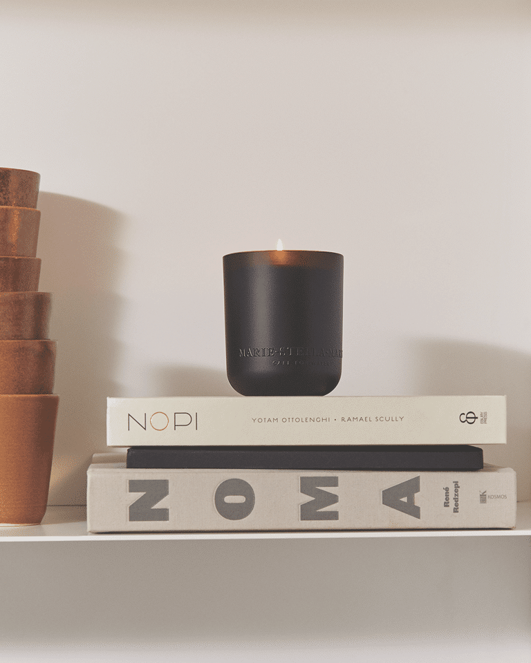 Marie-Stella-Maris_Scented-Candle_Rock-Roses_2