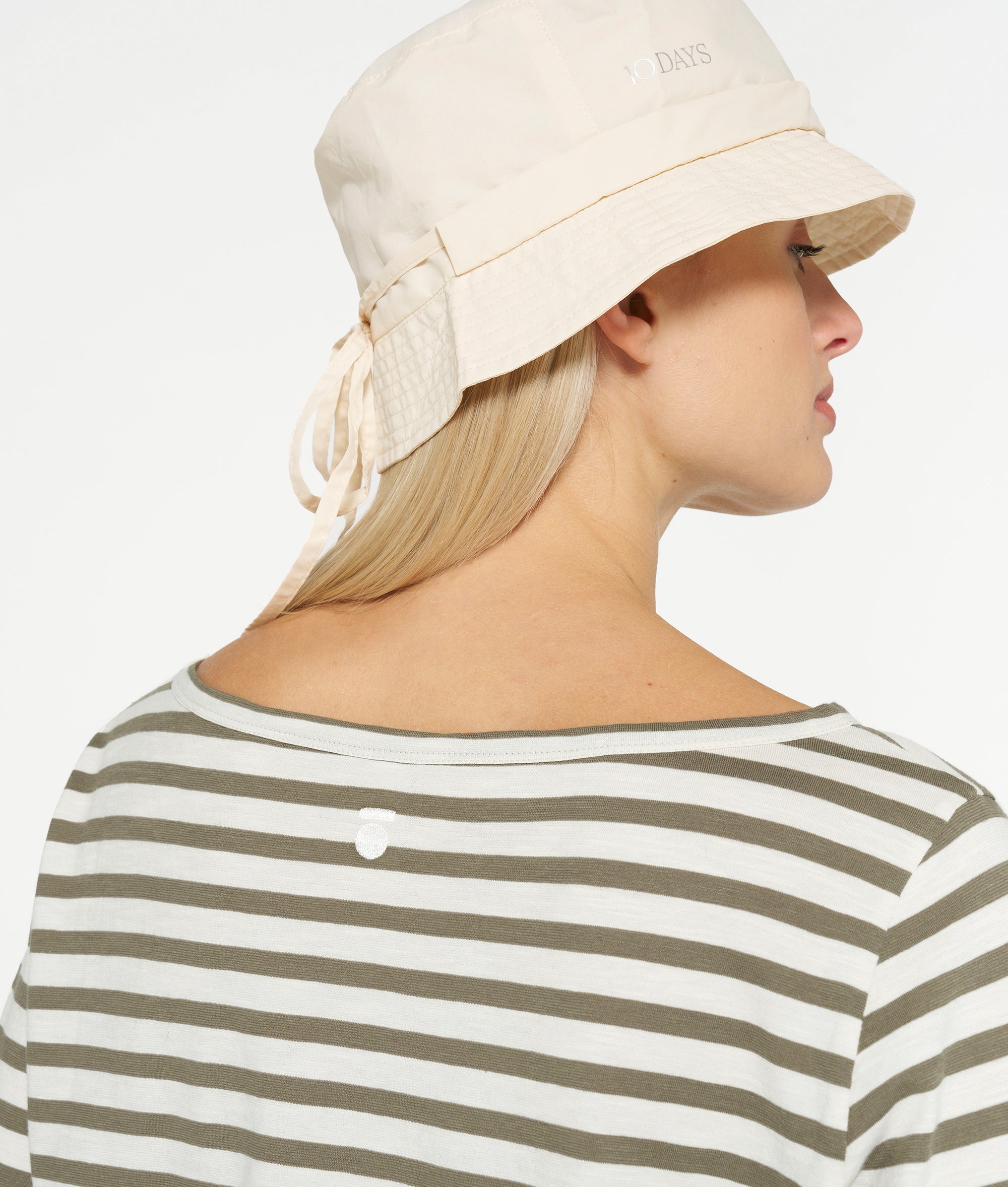 10Days_longsleeve-tee-stripes_4