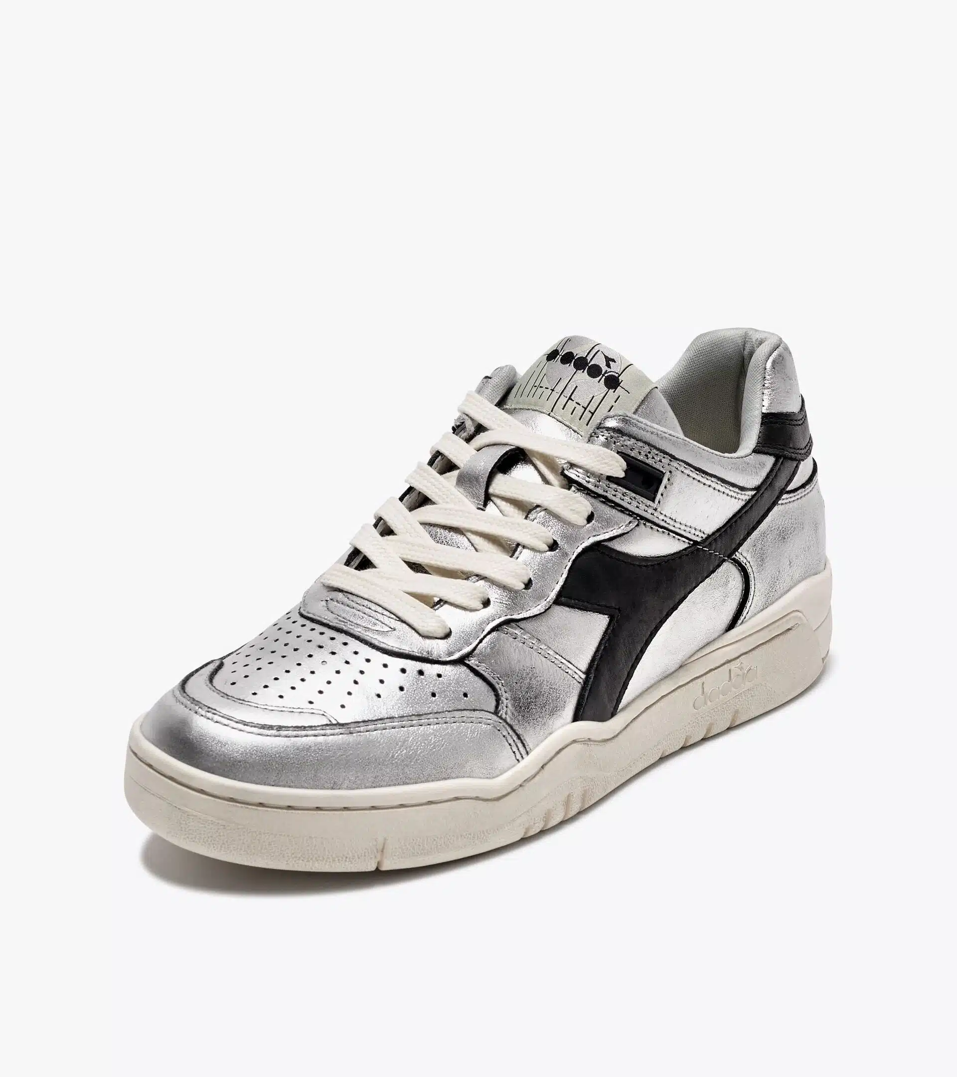 201 (1) Diadora B.560 Silver Used WN