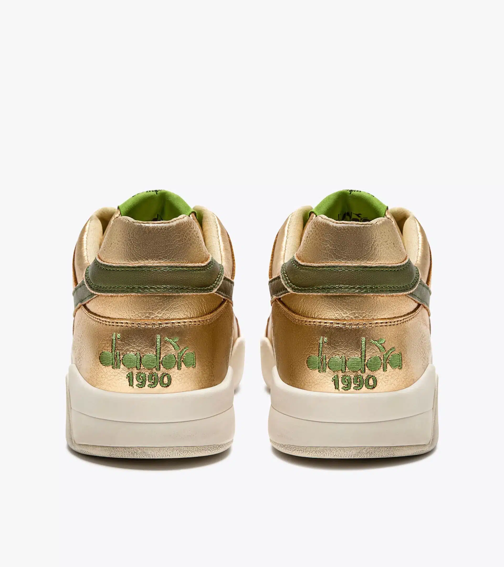 201 (2) Diadora B.560 Metallic WN