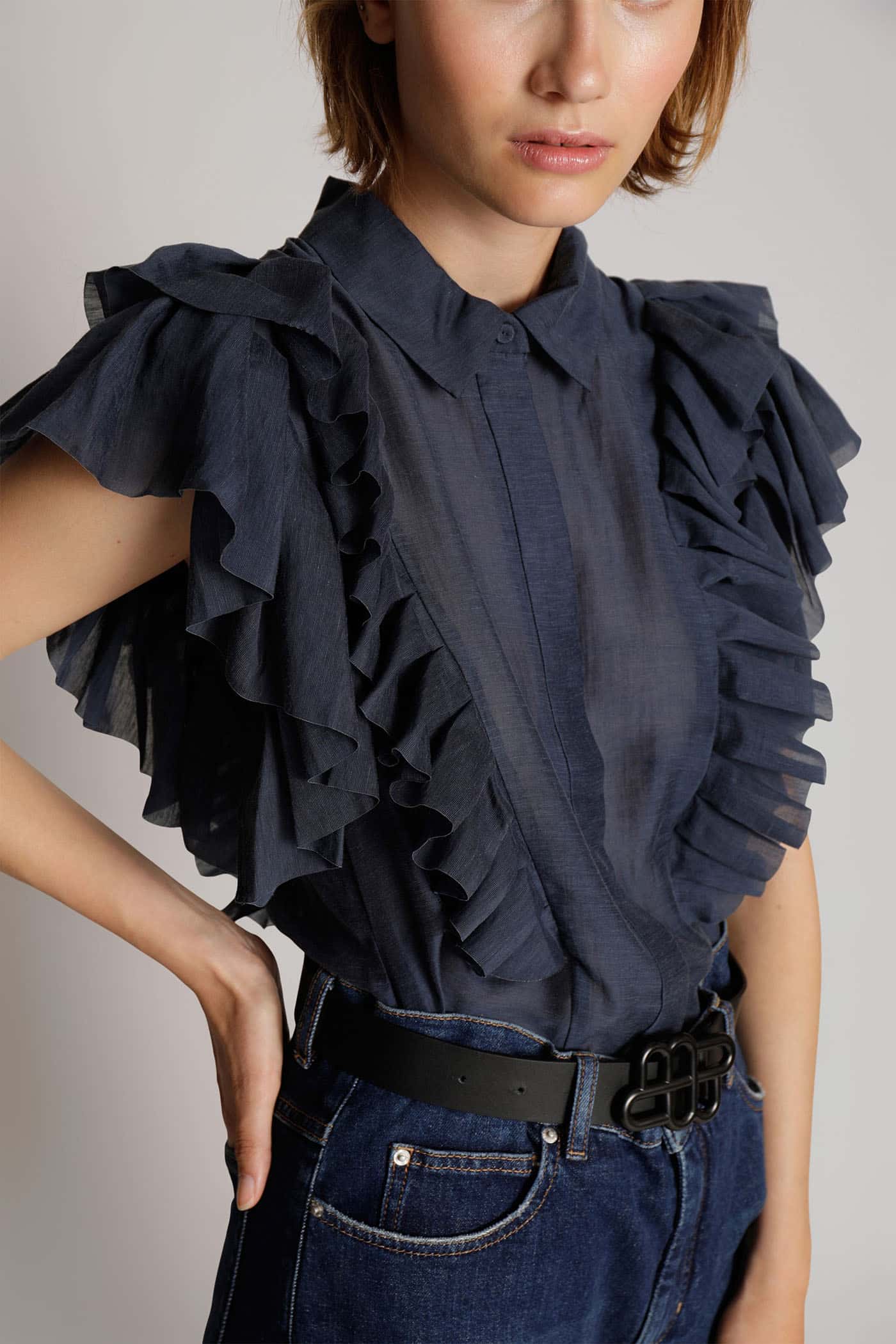 MUNTHE_MATTER_Black-belt_2