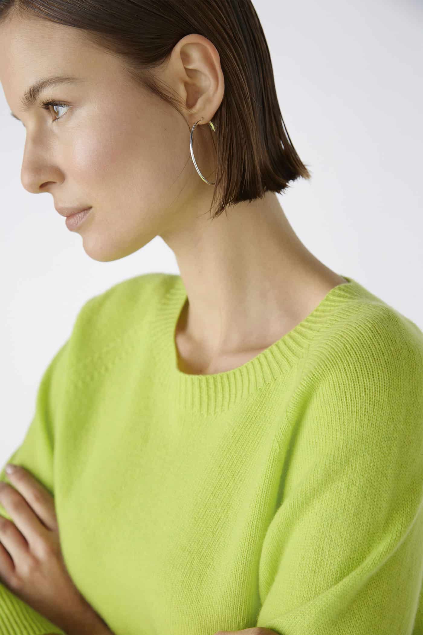 Oui-Raglan-jumper-fluo_1
