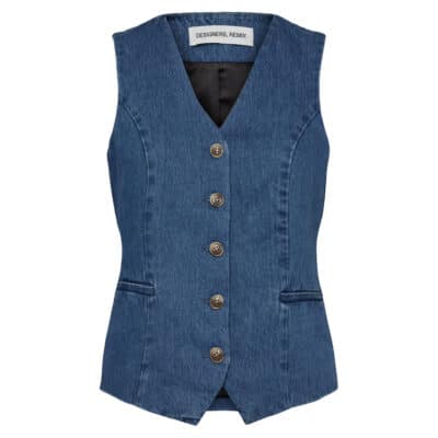 Miles Vest