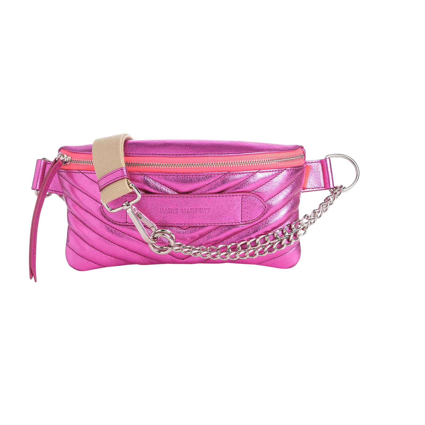 Marie-Martens_Coachella_Quilted-Metallic-fuchsia