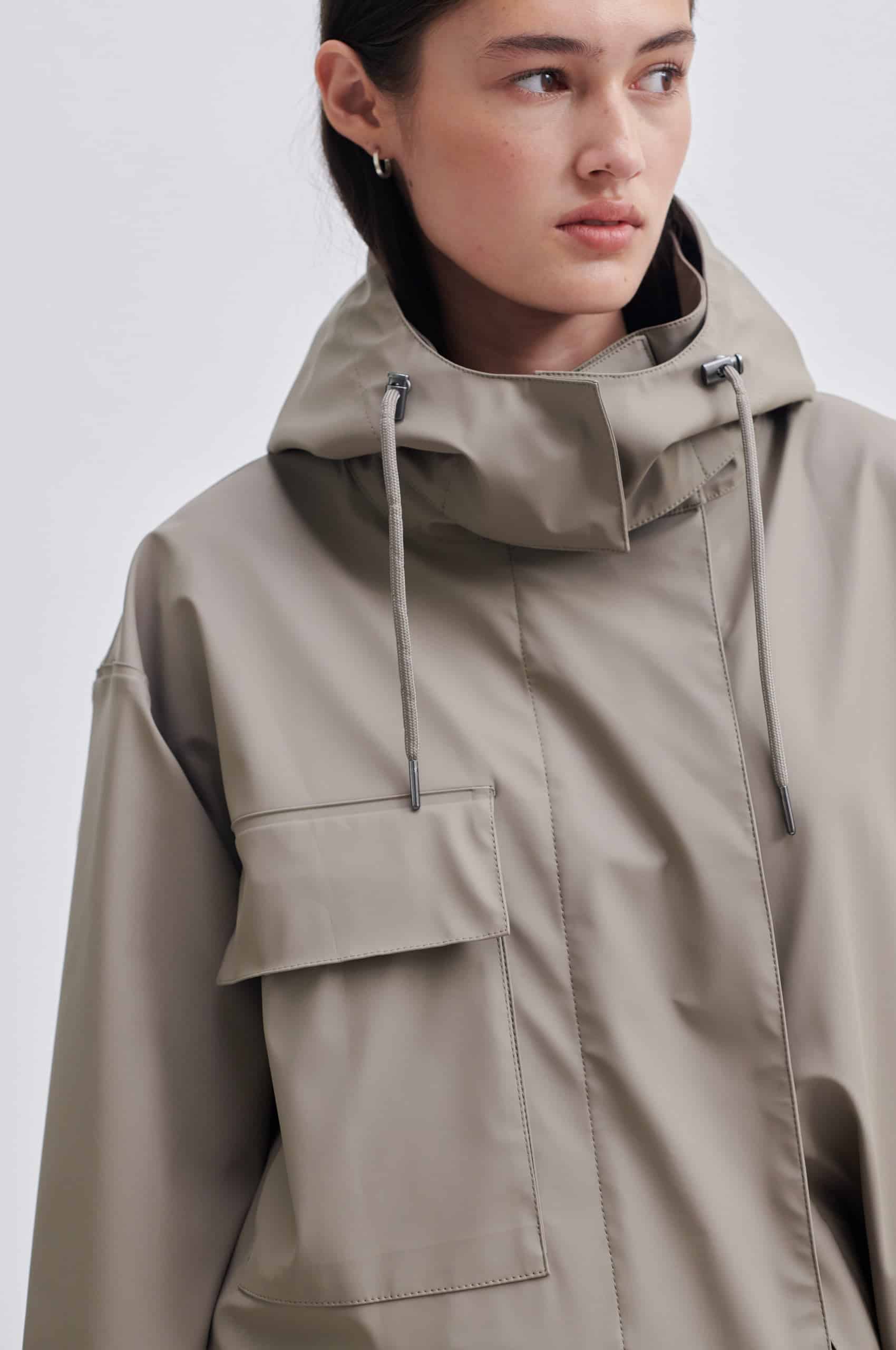 SecondFemale-Stormie-Coat_2
