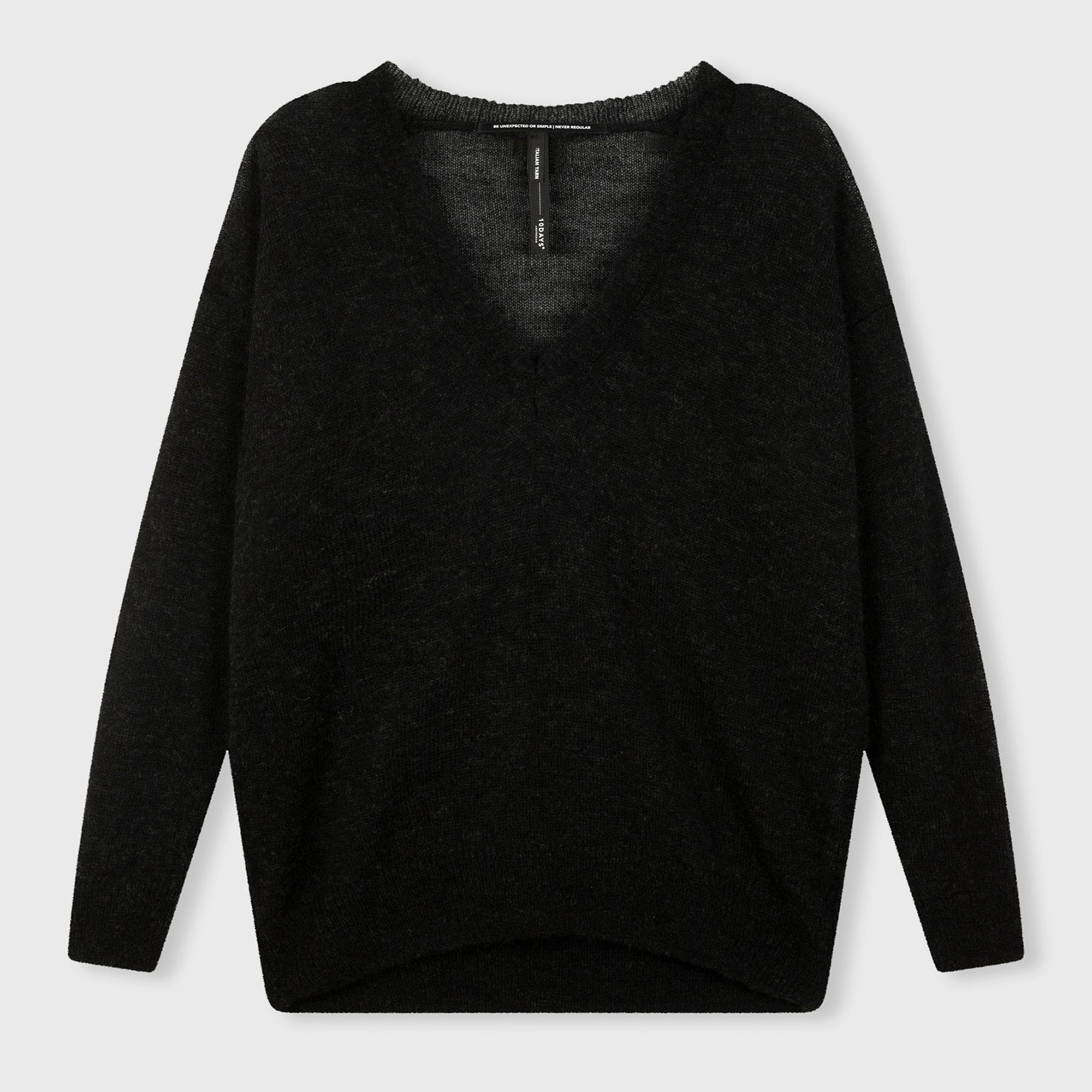 10DAYS_The-thin-sweater_Black