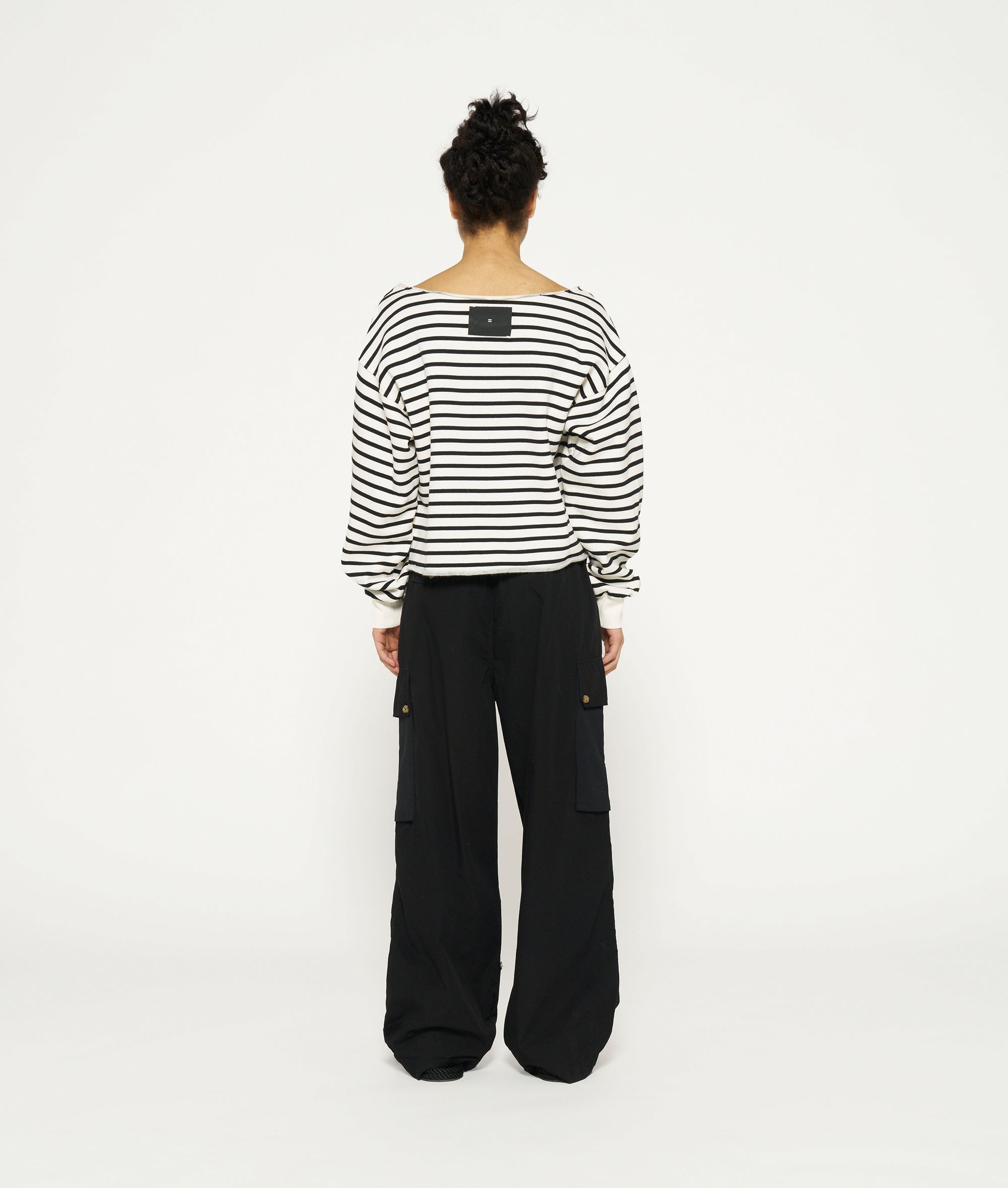 10Days_Cropped_boat-neck-sweater_4