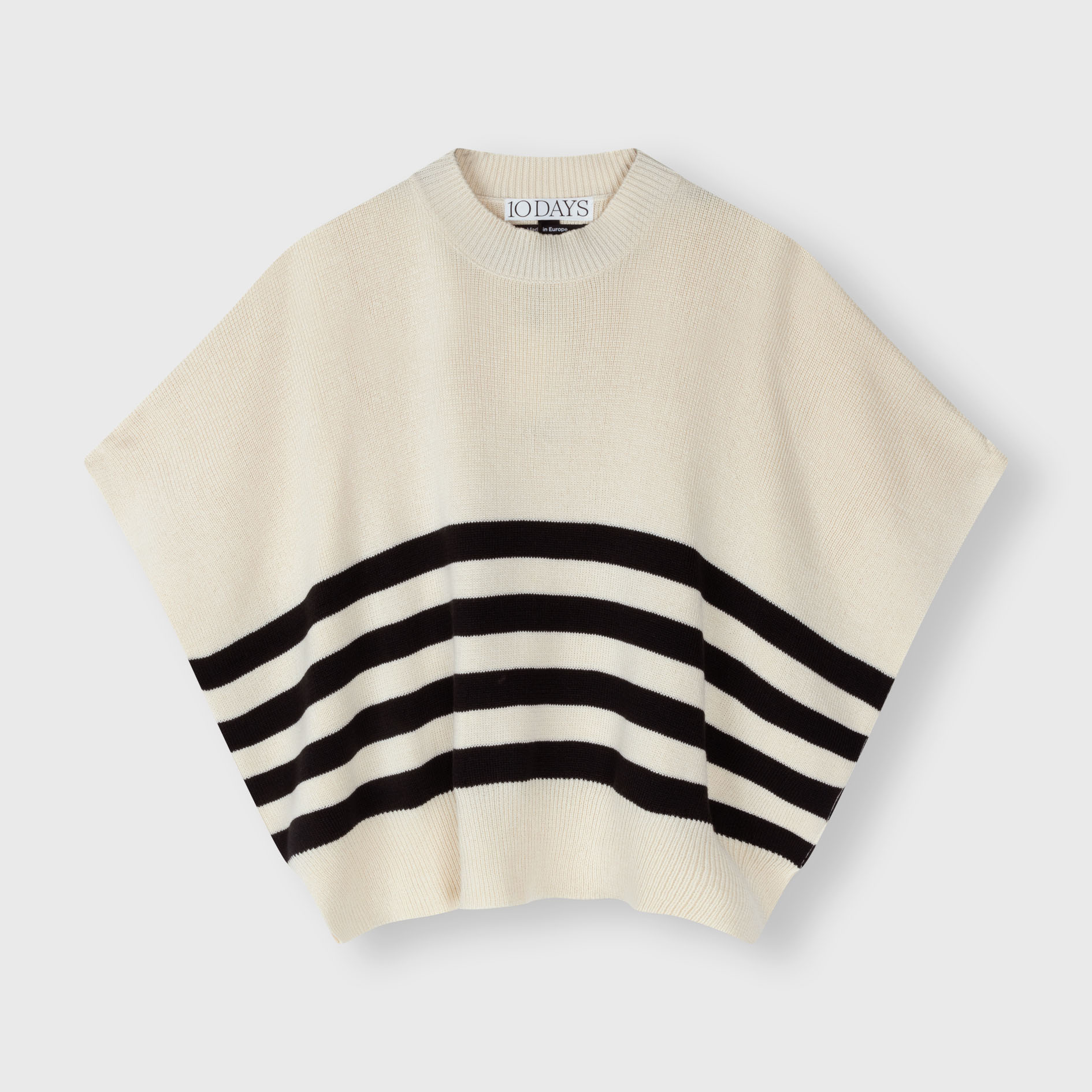 10Days_Sleeveless-sweater-stripes