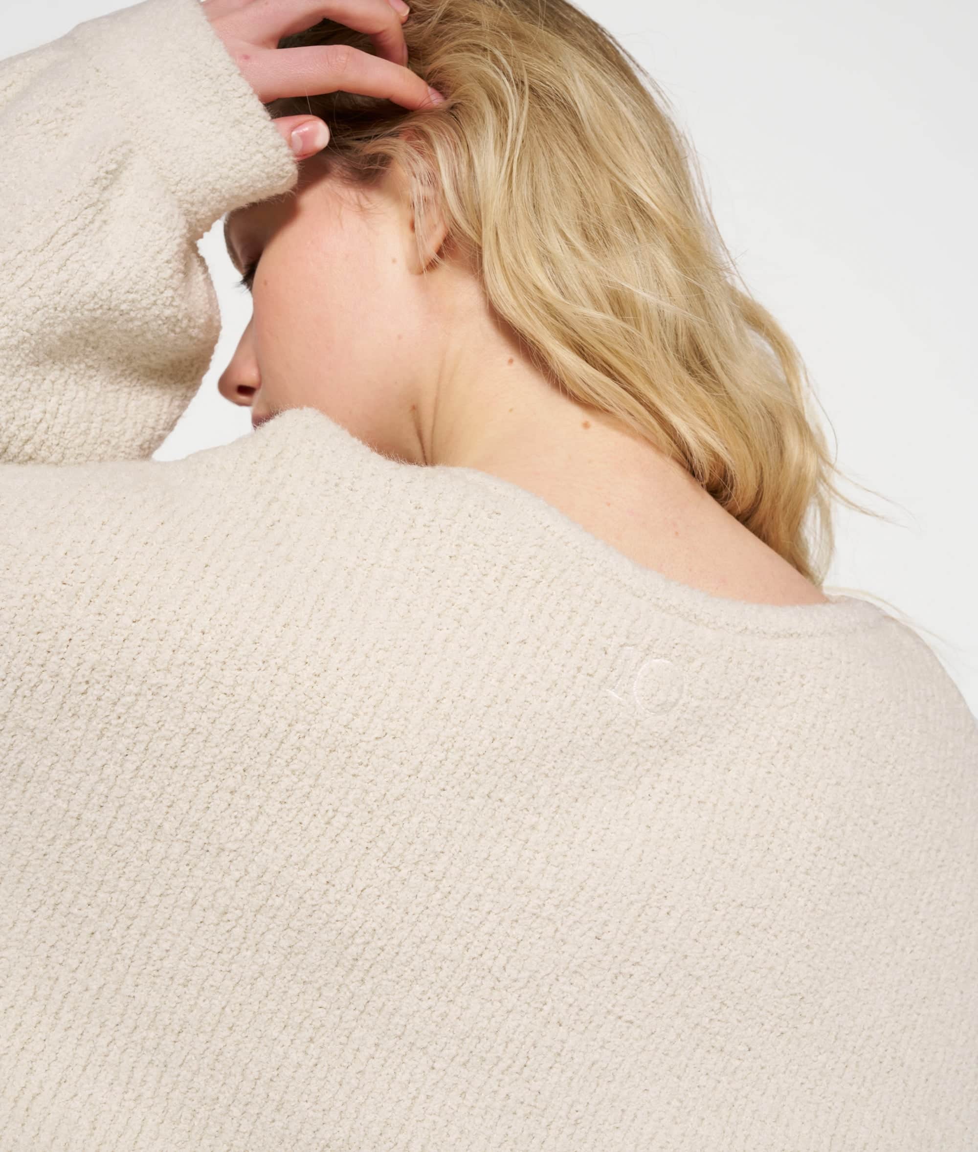10Days_Boucle-knit-sweater_4