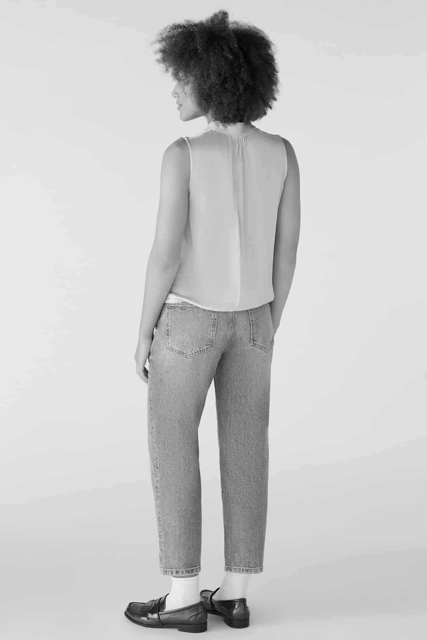 Oui_Sleeveless-top-grey_2