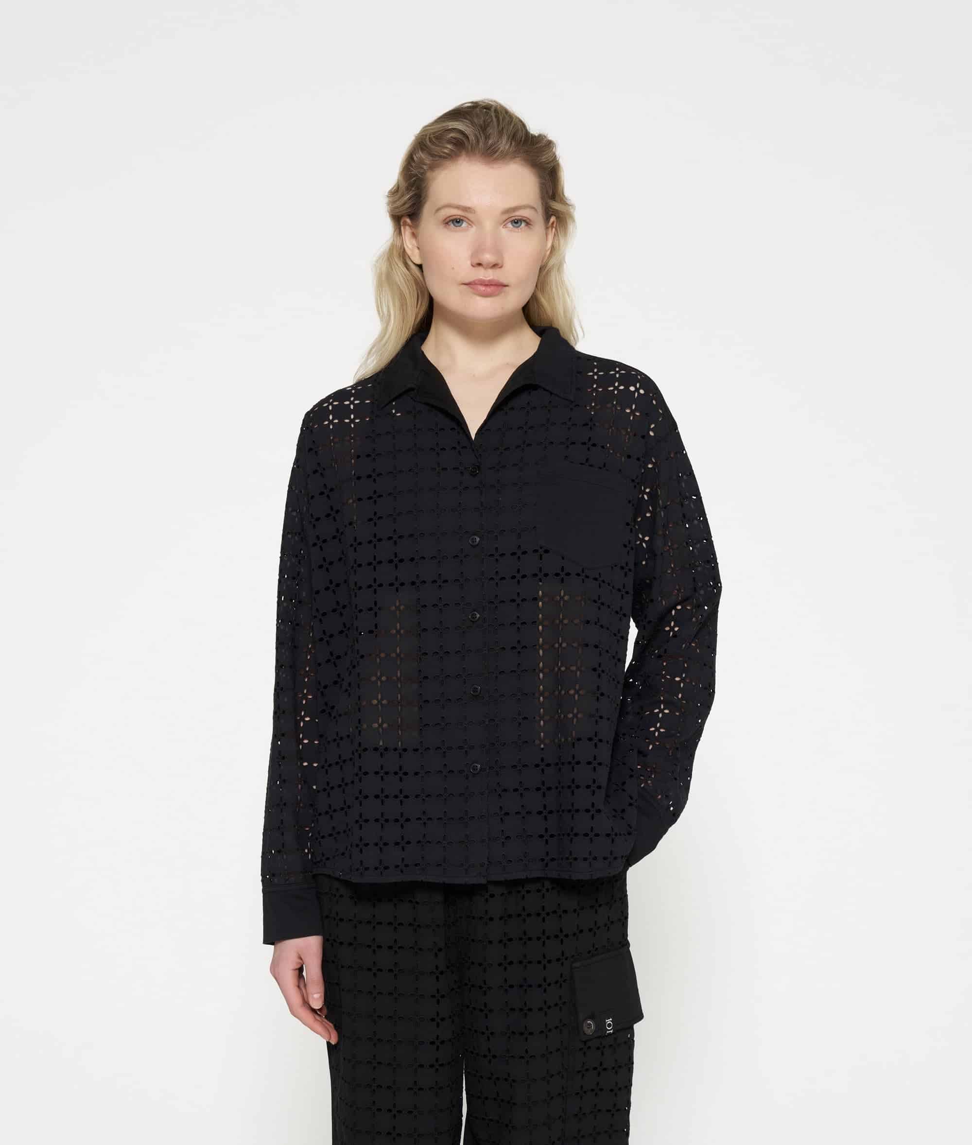 10DAYS_SHIRT-BROIDERY-ANGLAISE_1