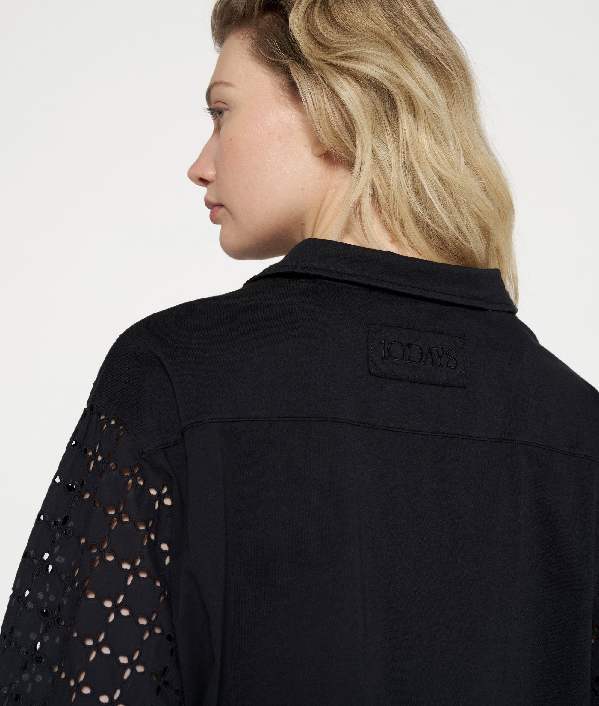 10DAYS_SHIRT-BROIDERY-ANGLAISE_5