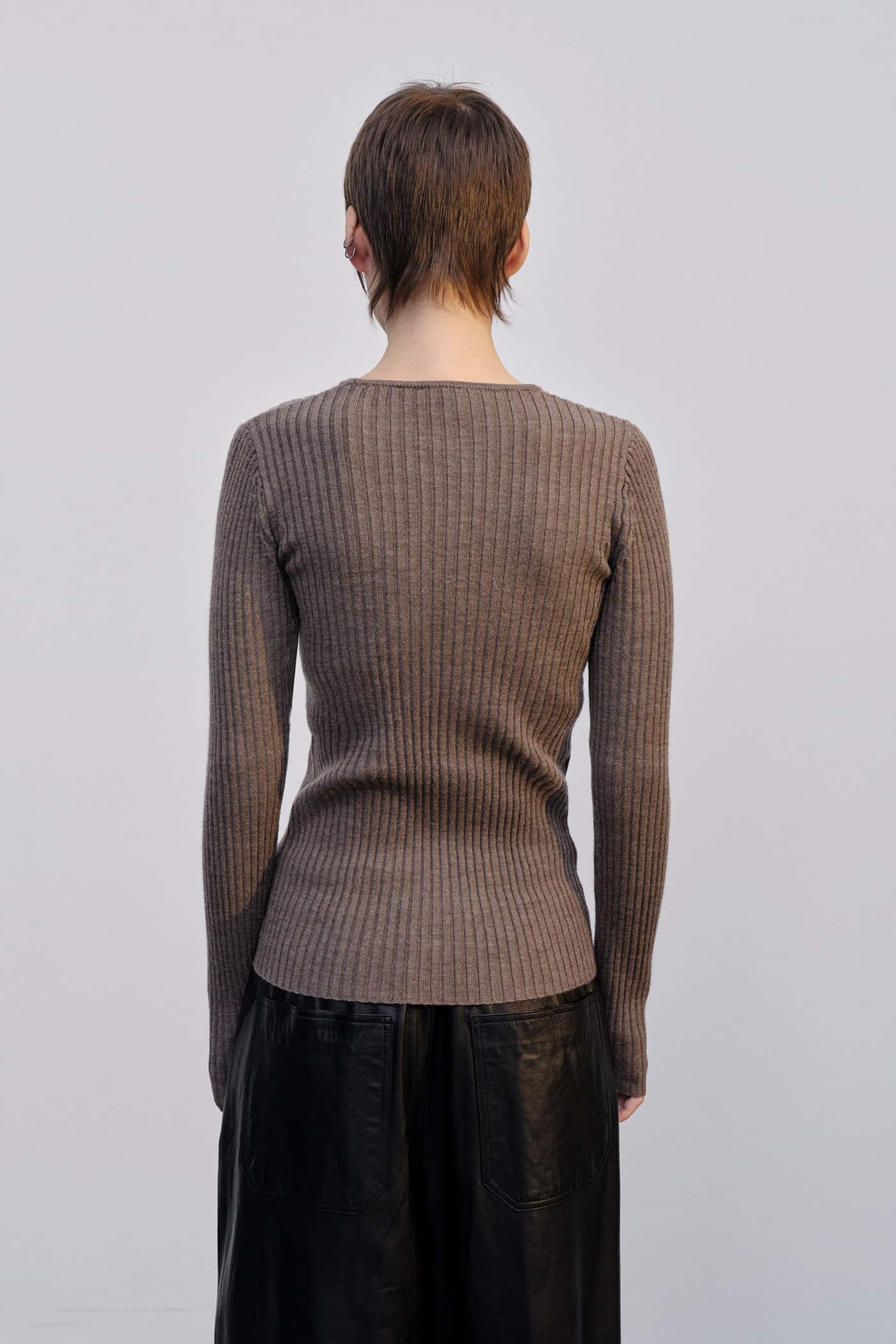 Herskind_Camb-Blouse_Earth_4
