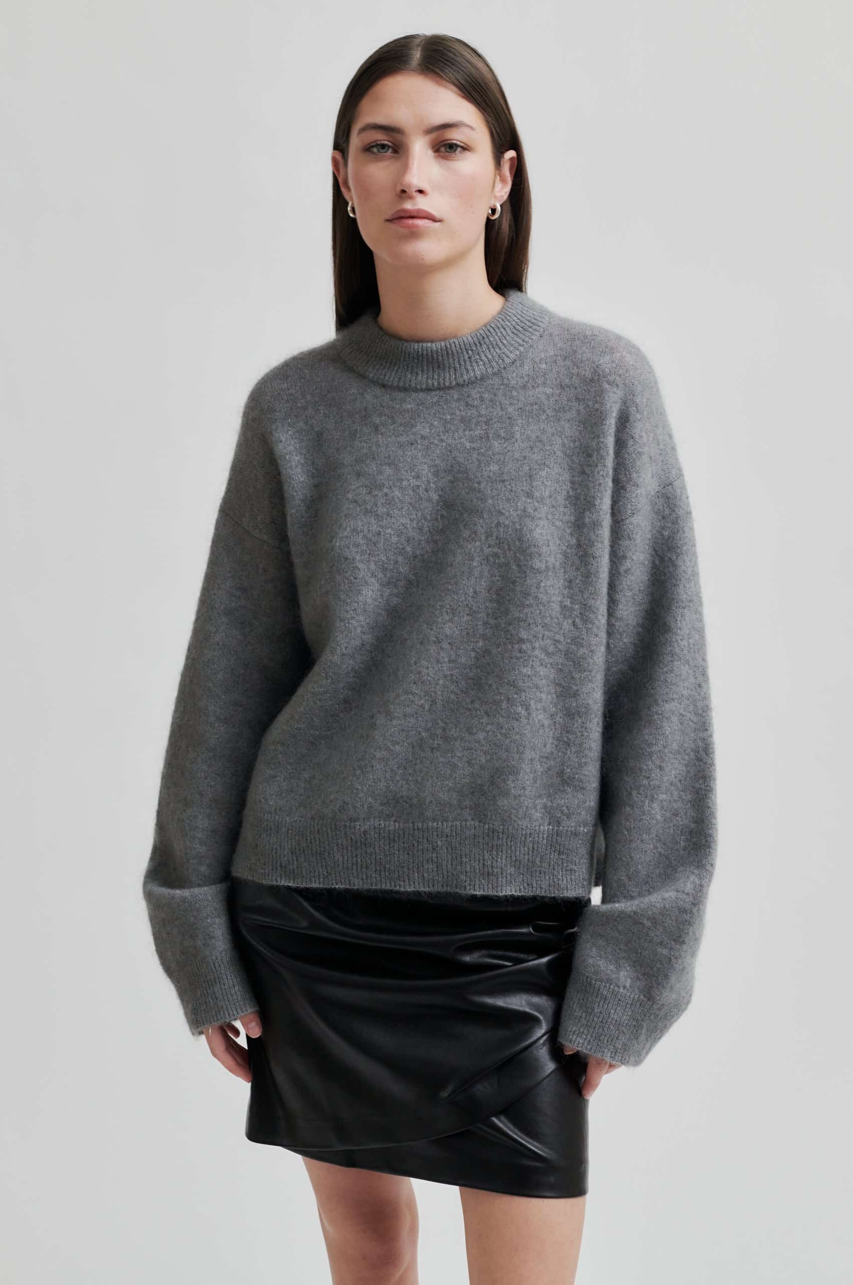 SecondFemale-Brook-Knit-Drop-Shoulder_1