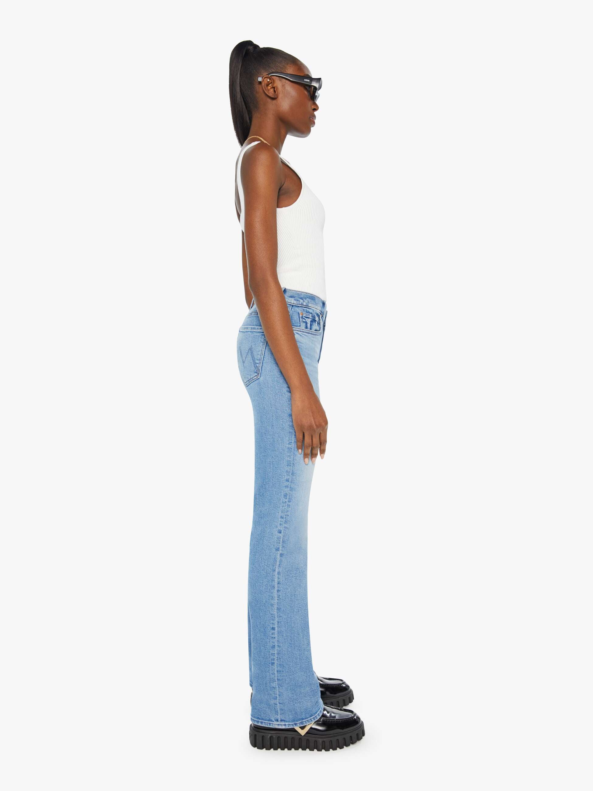 10005-2219-TTA_VW-B-FullBodySide_9458