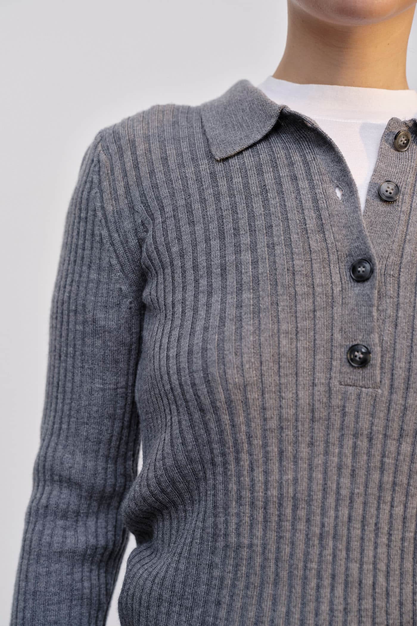Herskind_Cadee-Blouse-Merino-Wool_Grey_5