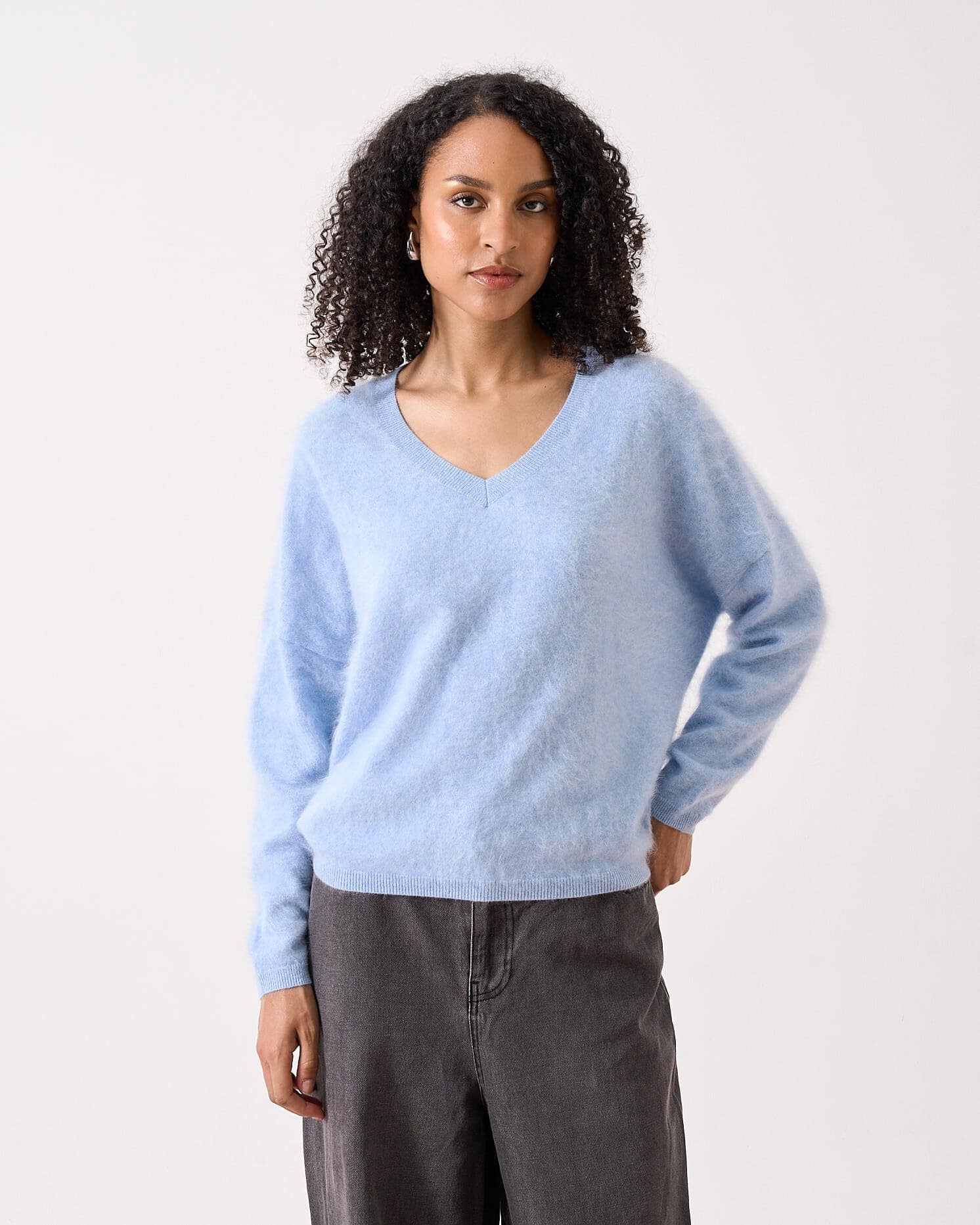 Absolut-cashmere_SOELI_Cloudyblue_2