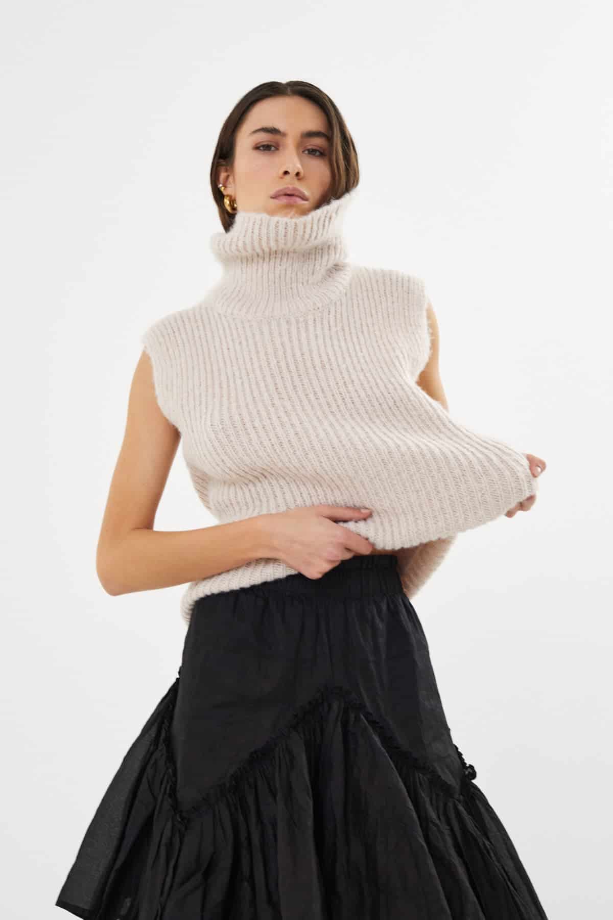 Rabens-Saloner_Koto-vest_3