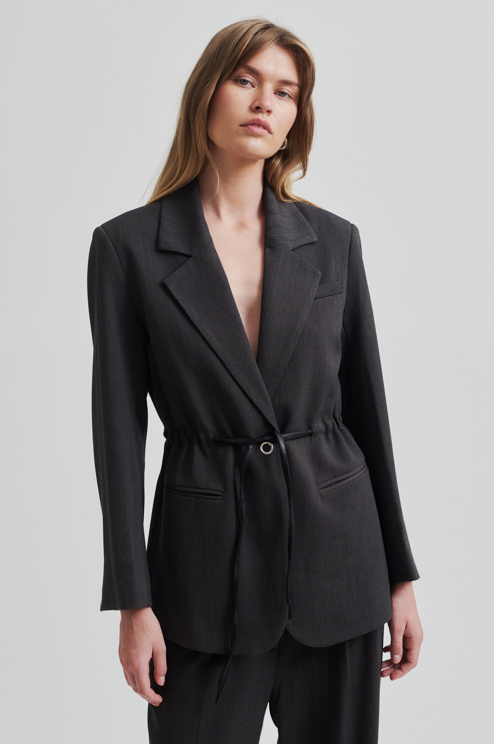 Second-Female_RUBAN_BLAZER_1
