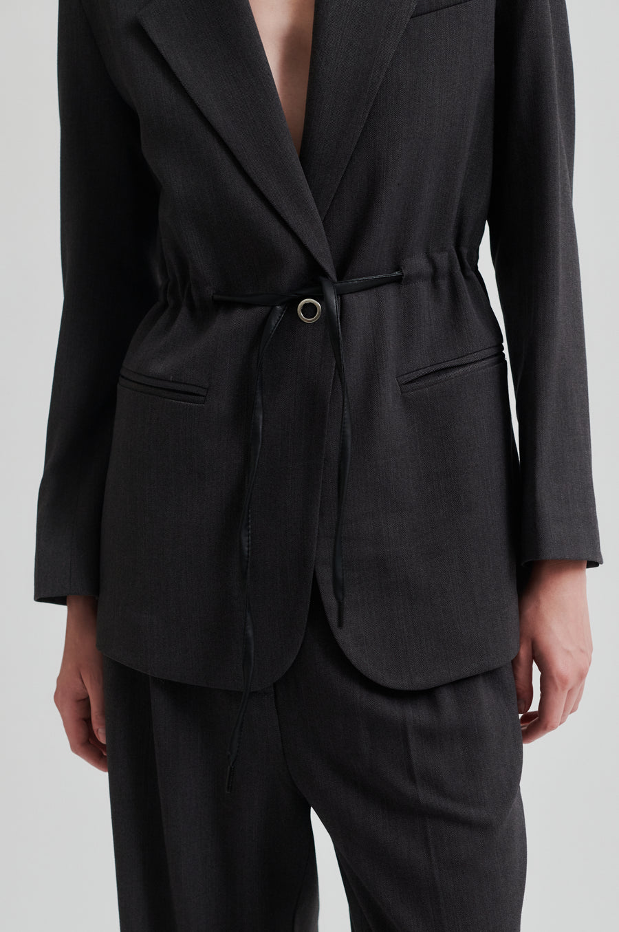 Second-Female_RUBAN_BLAZER_2