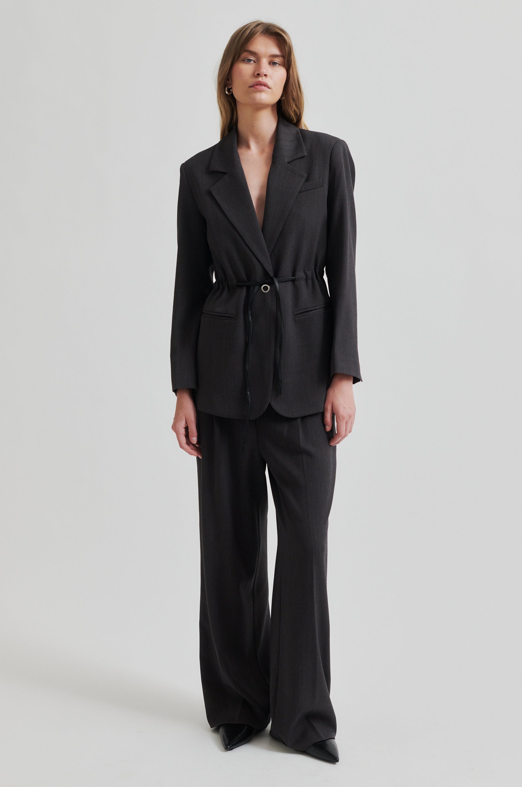 Second-Female_RUBAN_BLAZER_3