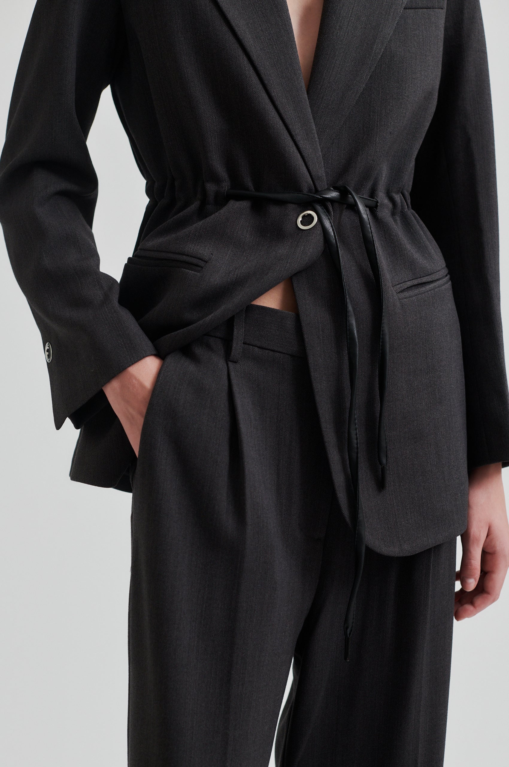 Second-Female_RUBAN_TROUSERS_2
