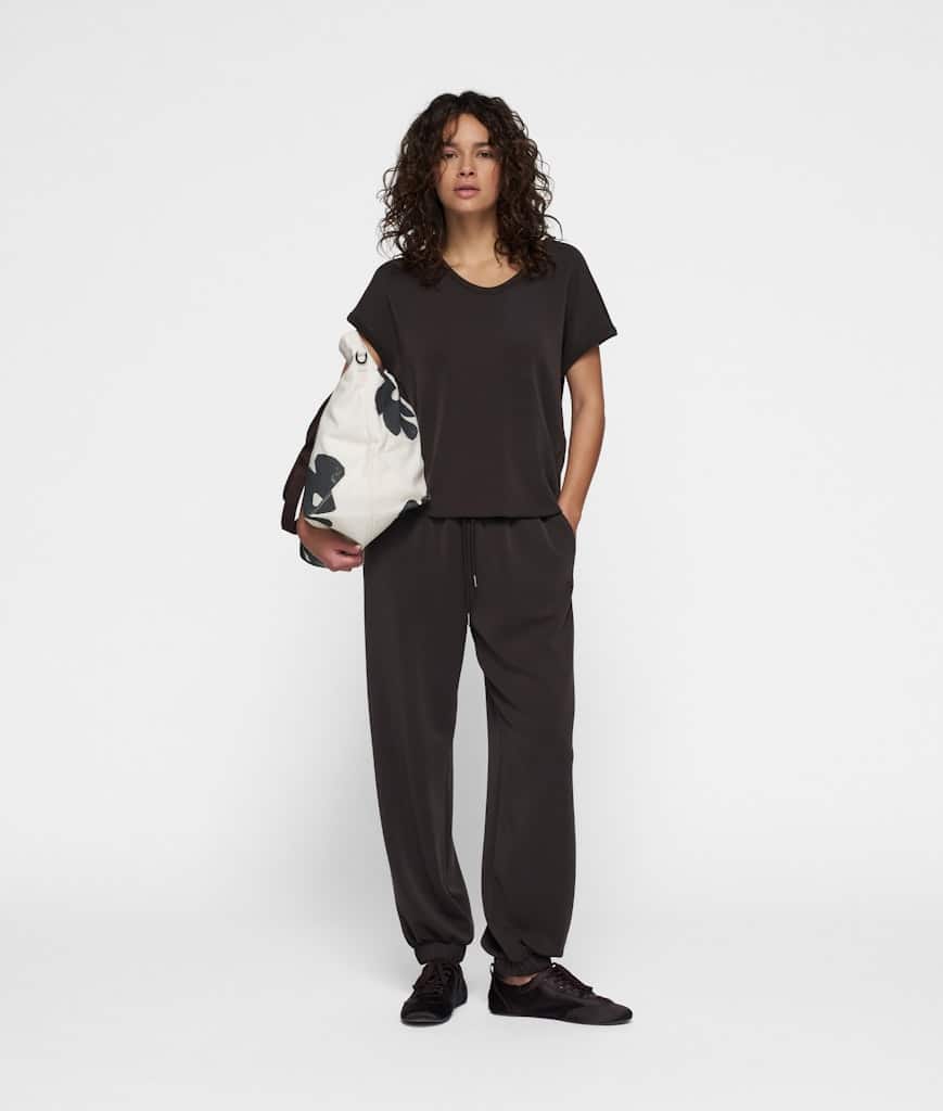 10DAYS_V-neck-tee-scuba_5