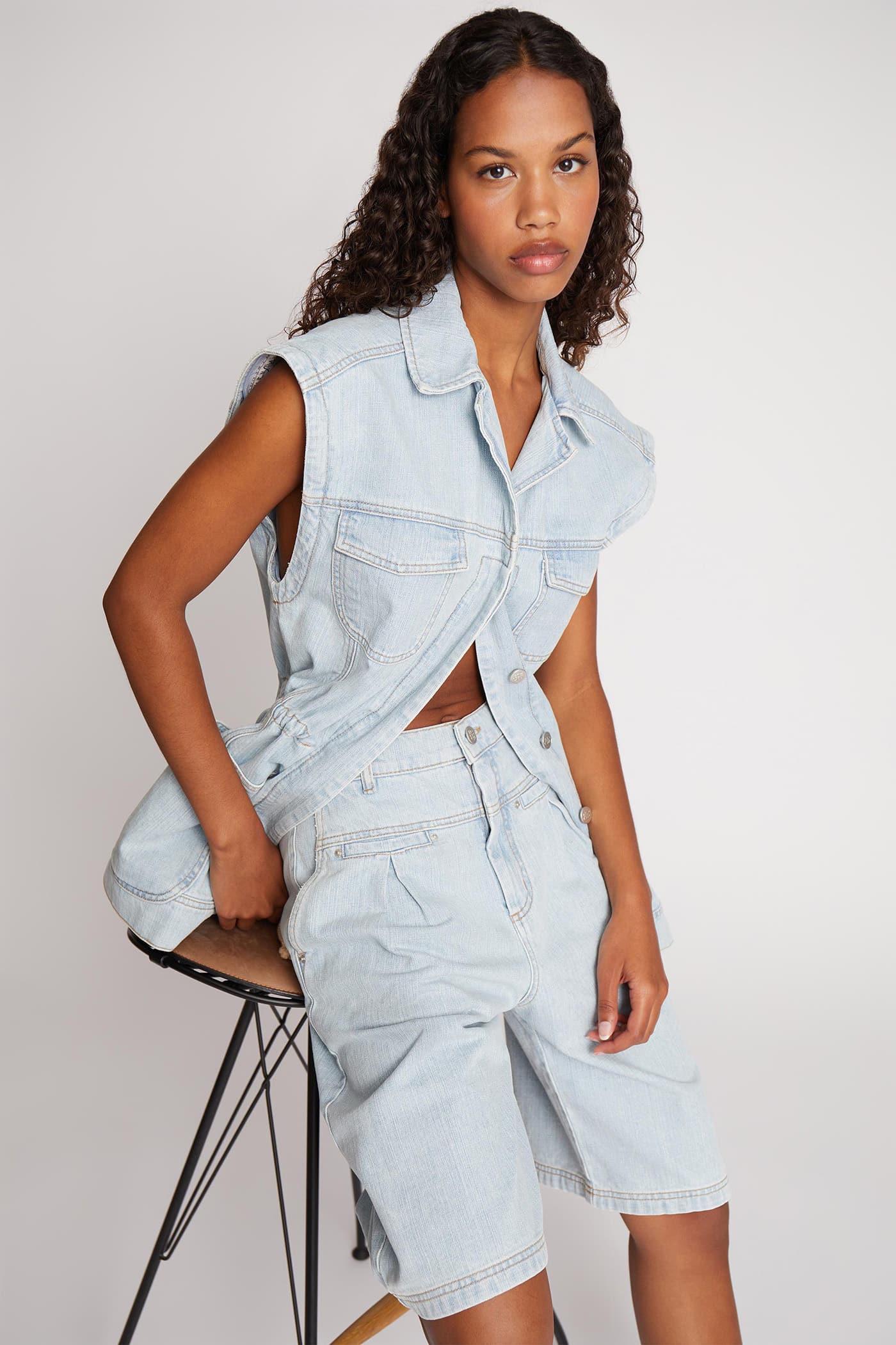 MUNTHE_URPLE_LIGHTBLUE_3