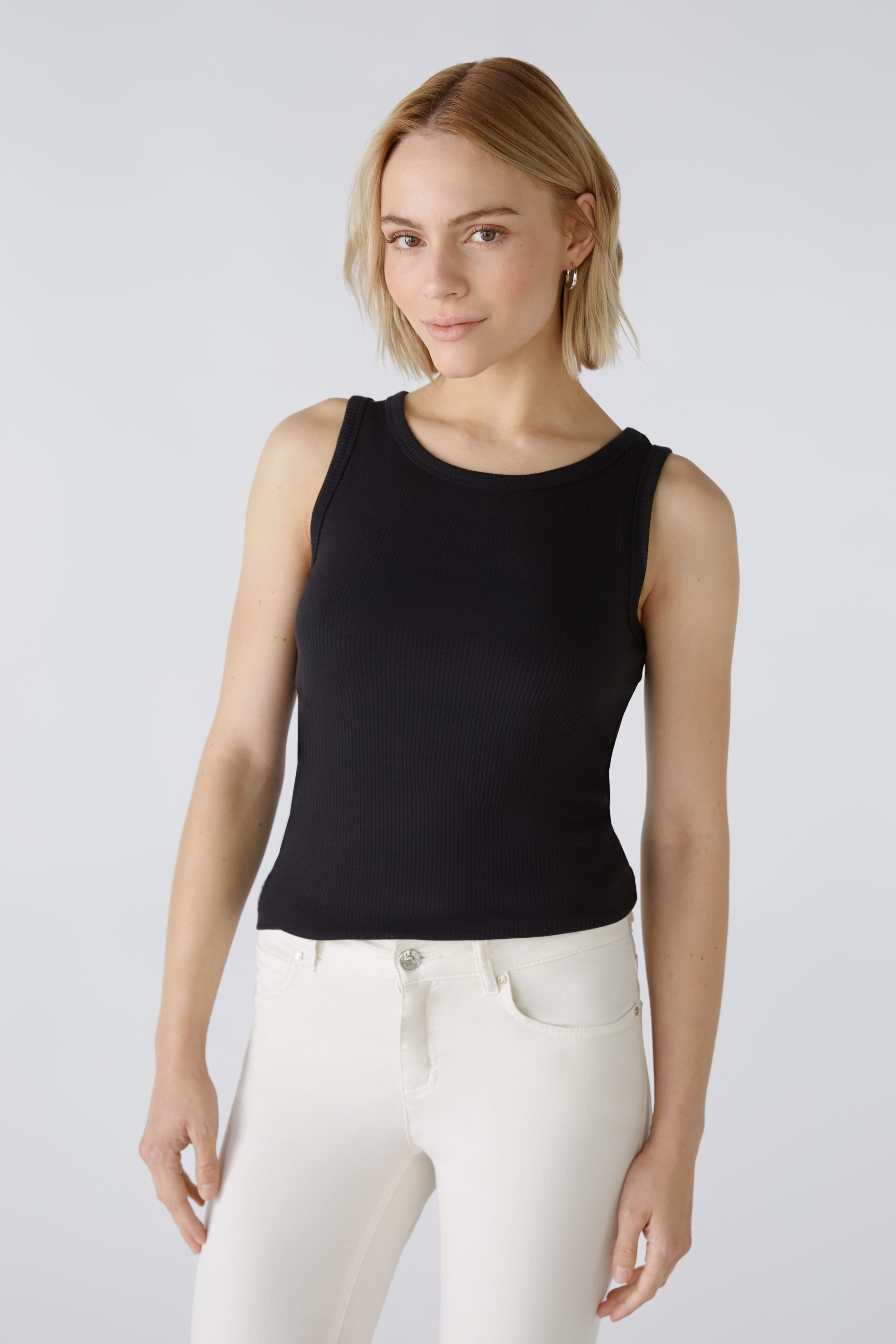 Oui-Filiz-top_Black_2